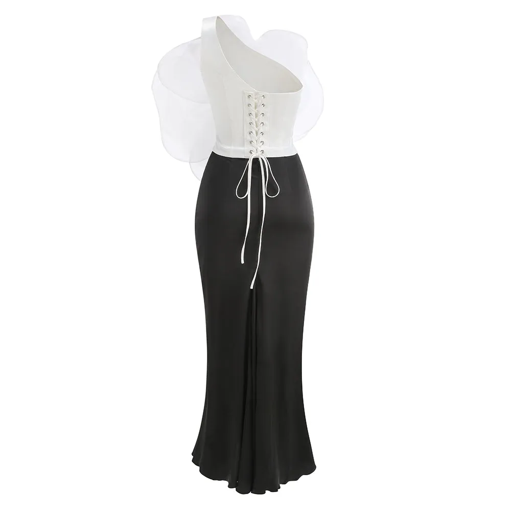 3D WHITE FLOWER ONE-SHOULDER MAXI DRESS IN BLACK Gloria Lanvin