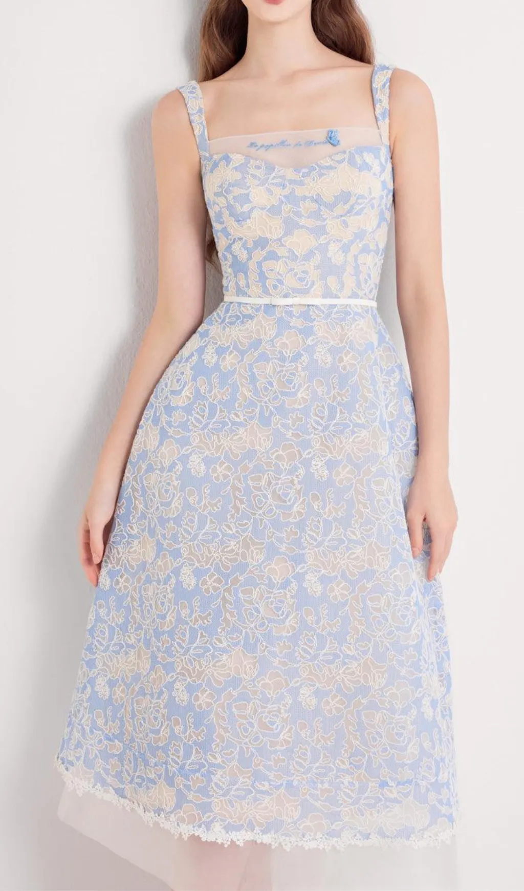A-LINE SQUARE NECK EMBROIDERED LACE MIDI DRESS IN BLUE Gloria Lanvin