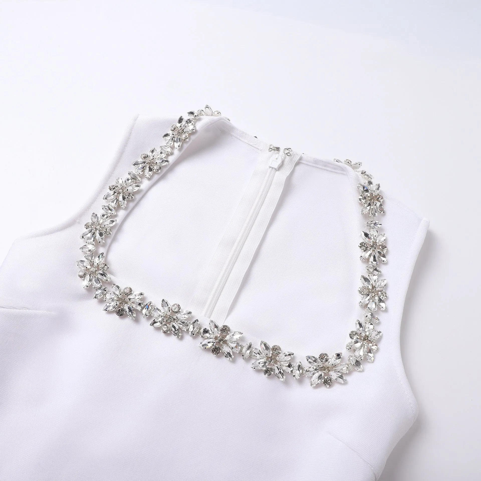 anila square neck crystal embellished mini dress in white Gloria Lanvin