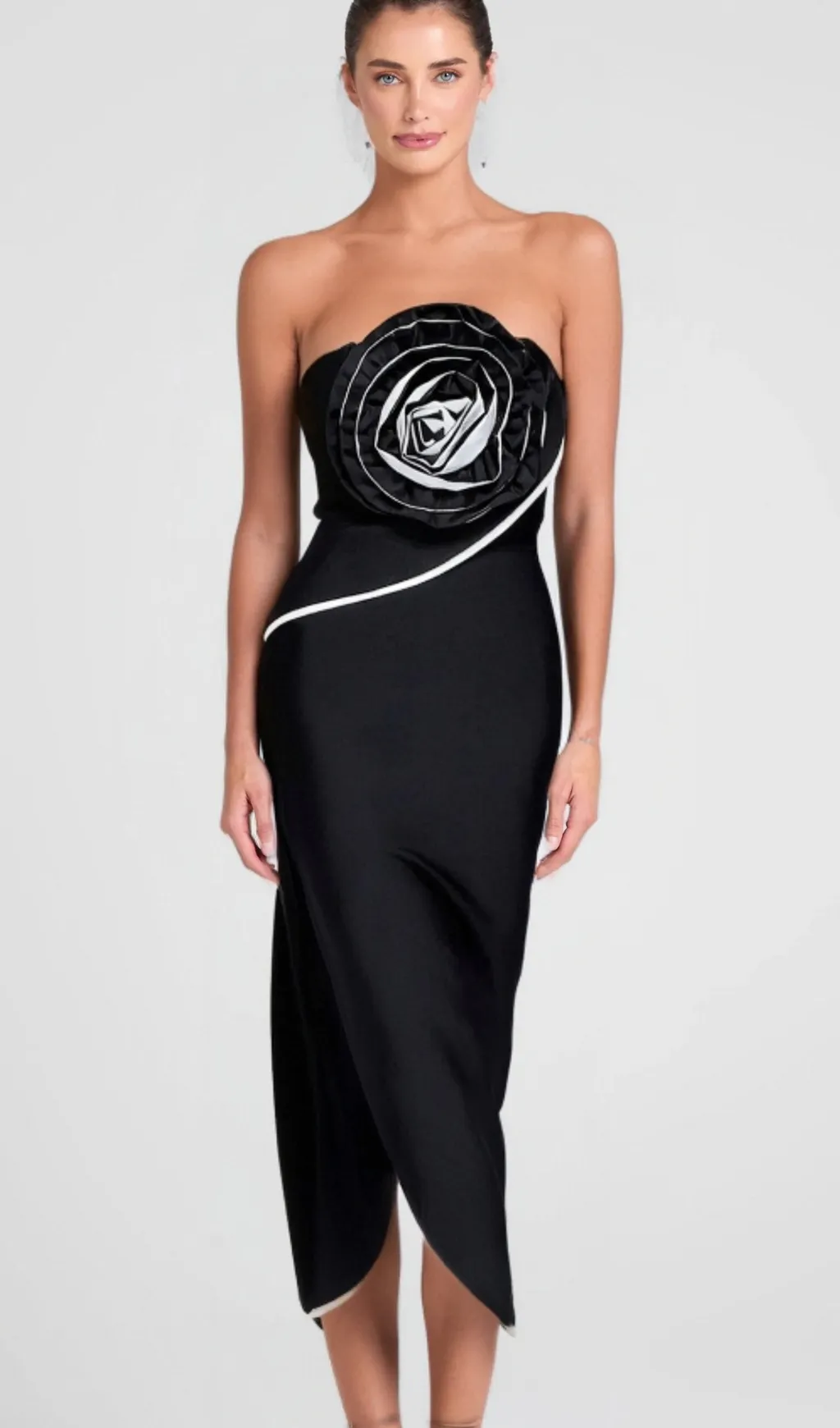 ANN STRAPLESS FLOWER DETAIL BANDAGE MAXI DRESS IN BLACK Gloria Lanvin