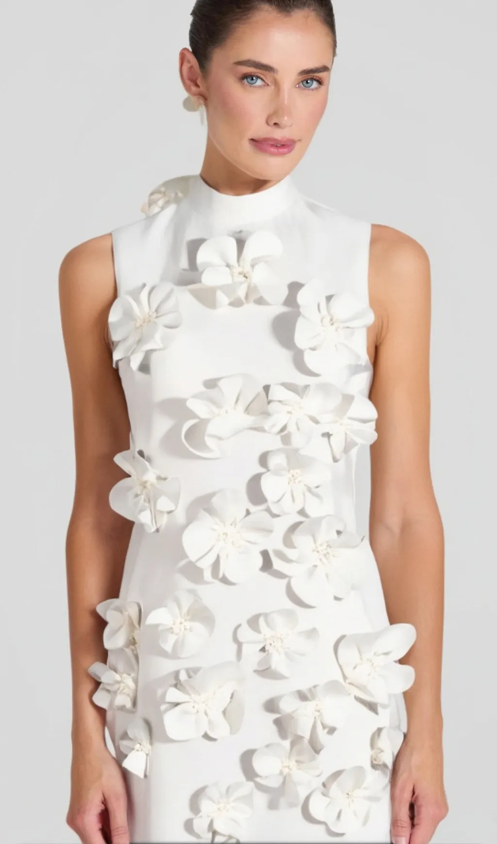 ANNONA WHITE FLOWER EMBELLISHED MAXI DRESS Gloria Lanvin