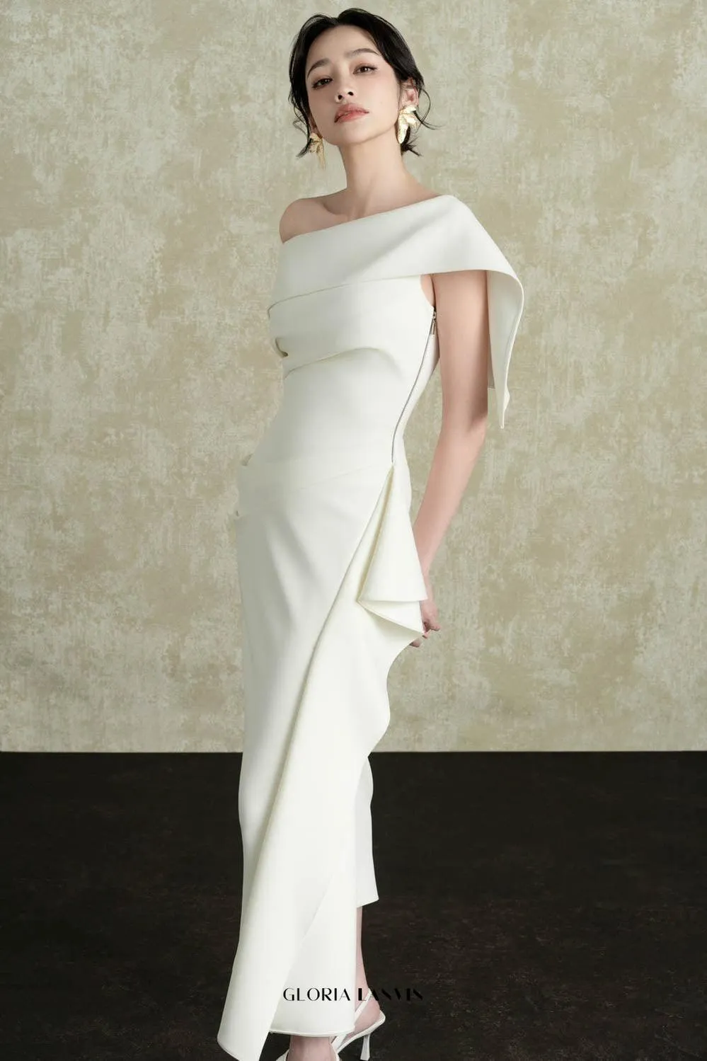 Arene Sheath Diagonal Neck Spandex Midi Dress Gloria Lanvin