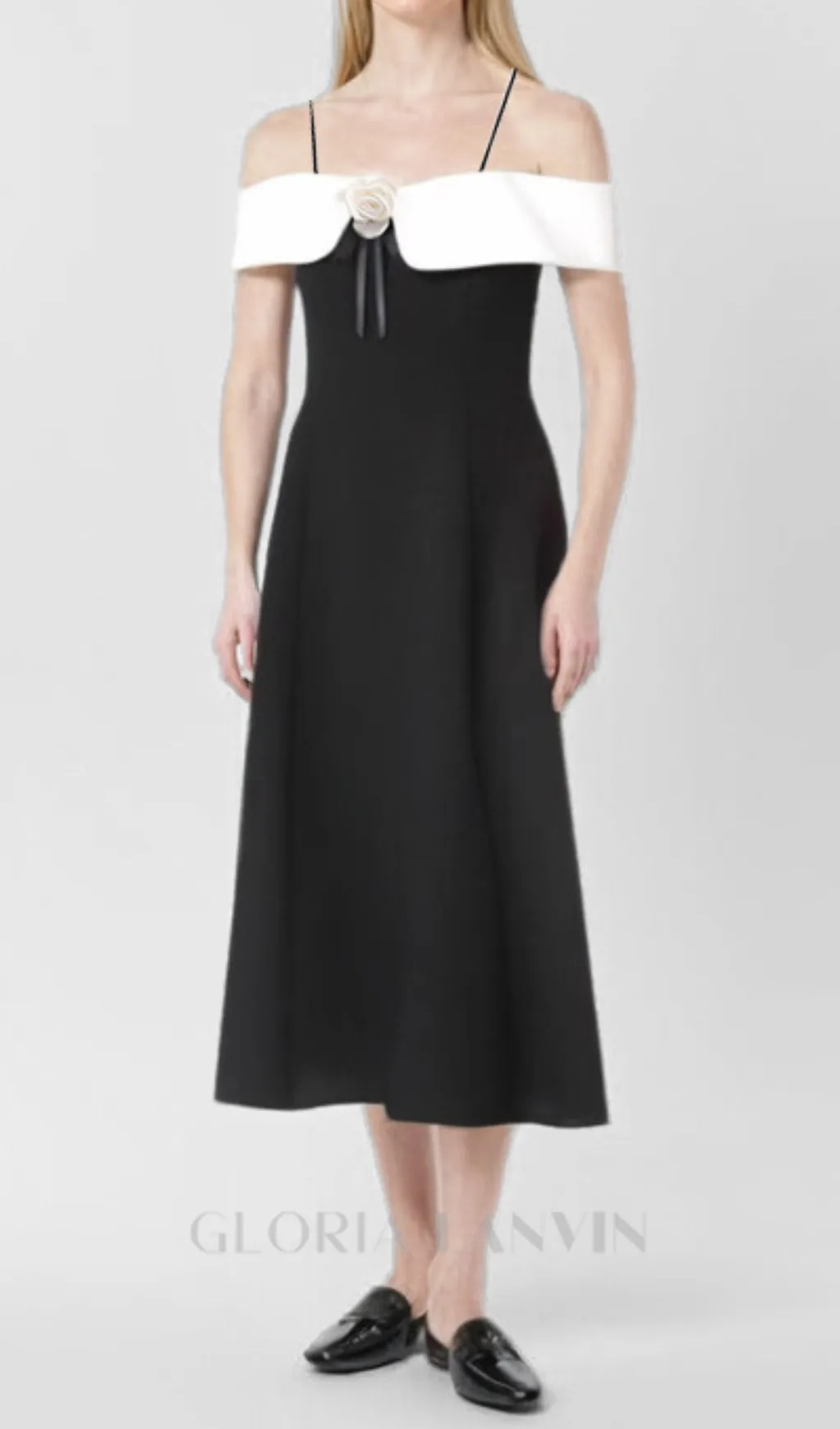 ATALANTA TEXTURED PLEATED SUSPENDER DRESS IN BLACK Gloria Lanvin