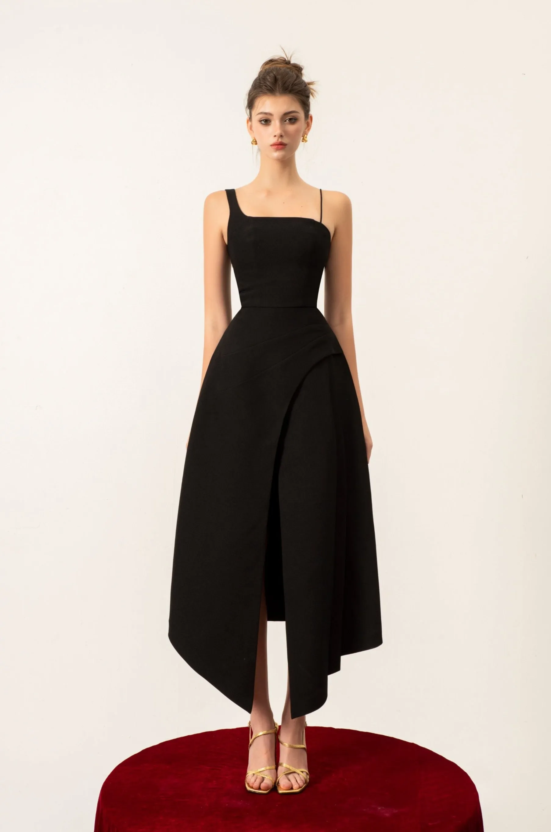 AUDREY SLIT CAPE MIDI DRESS IN BLACK Gloria Lanvin