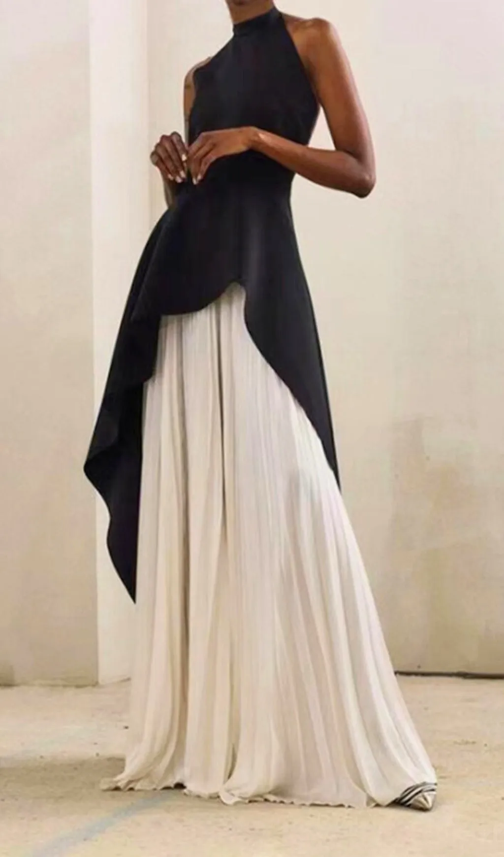 BANDAGE HIGH NECK PLEATED PEPLUM MAXI DRESS Gloria Lanvin