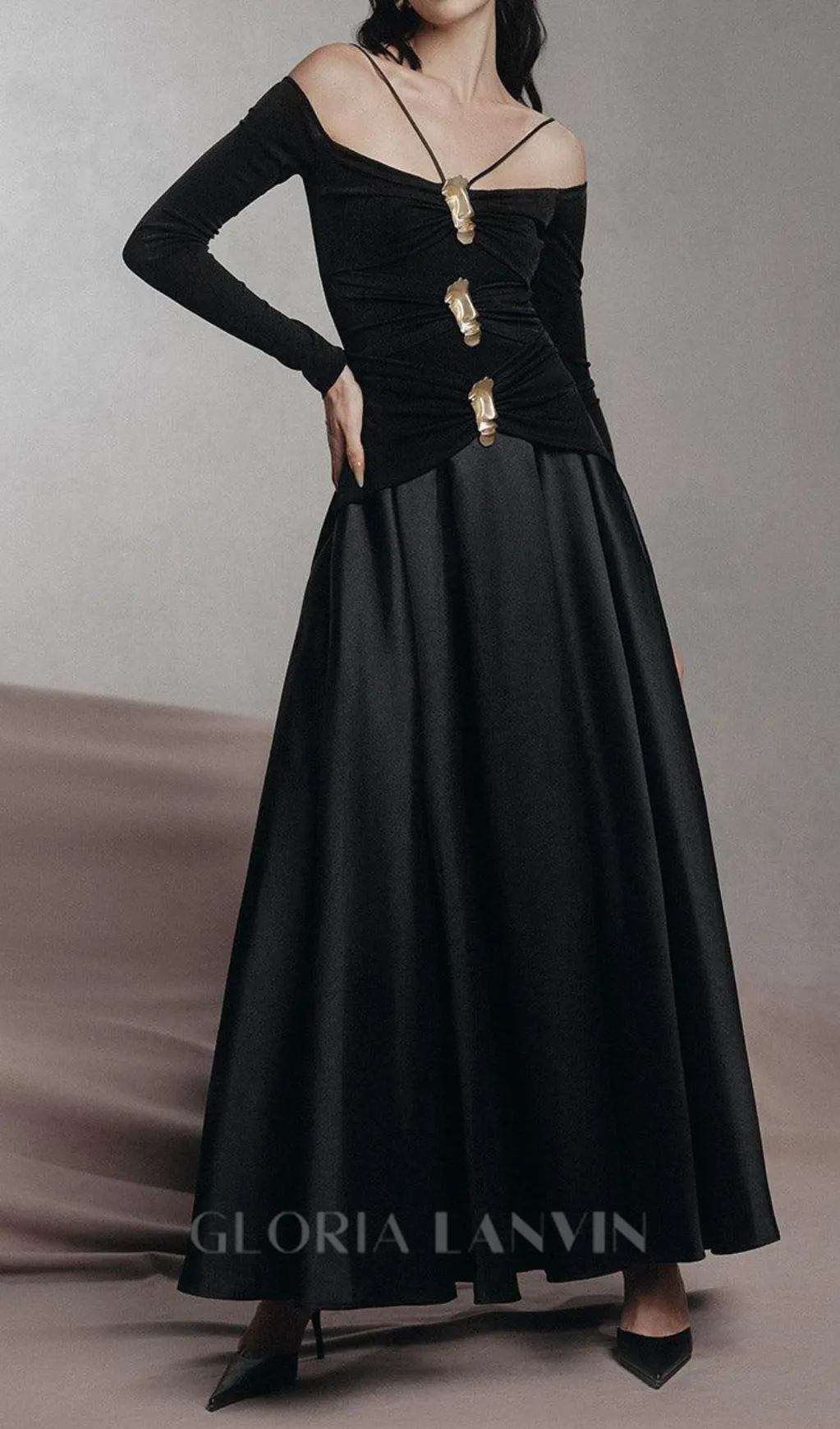 black A-line Cold Shoulder Sleeved Spandex Taffeta Maxi Dress Gloria Lanvin