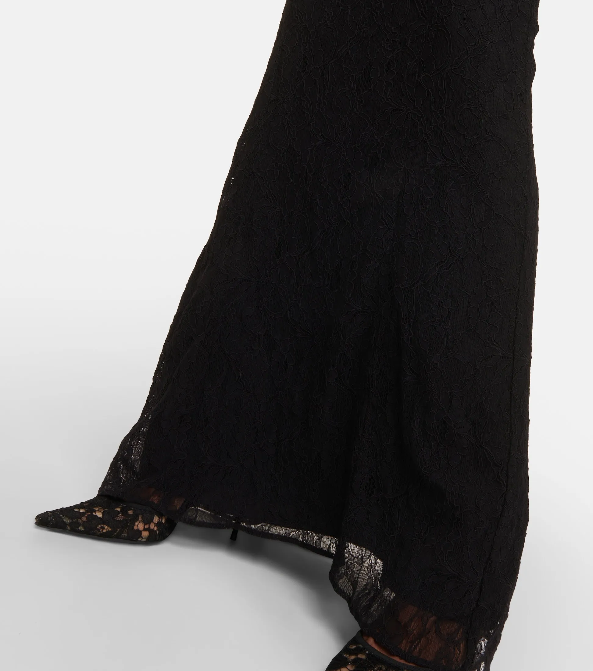 BLACK LACE DRESS WITH DENUDED SHOULDERS Gloria Lanvin