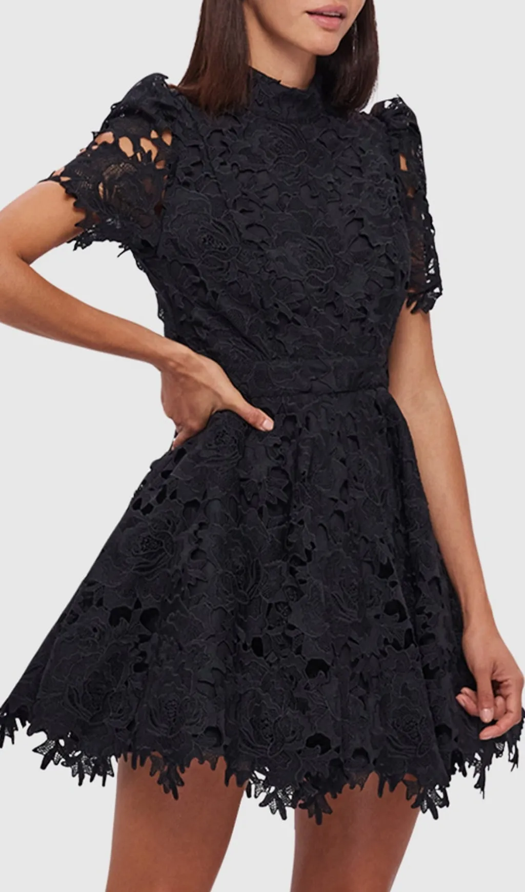 BLACK LACE SHORT SLEEVE MINI DRESS Gloria Lanvin