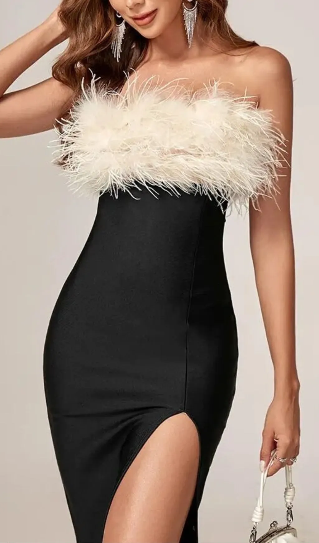 BLACK OFF SHOULDER FEATHERS MAXI BANDAGE DRESS Gloria Lanvin