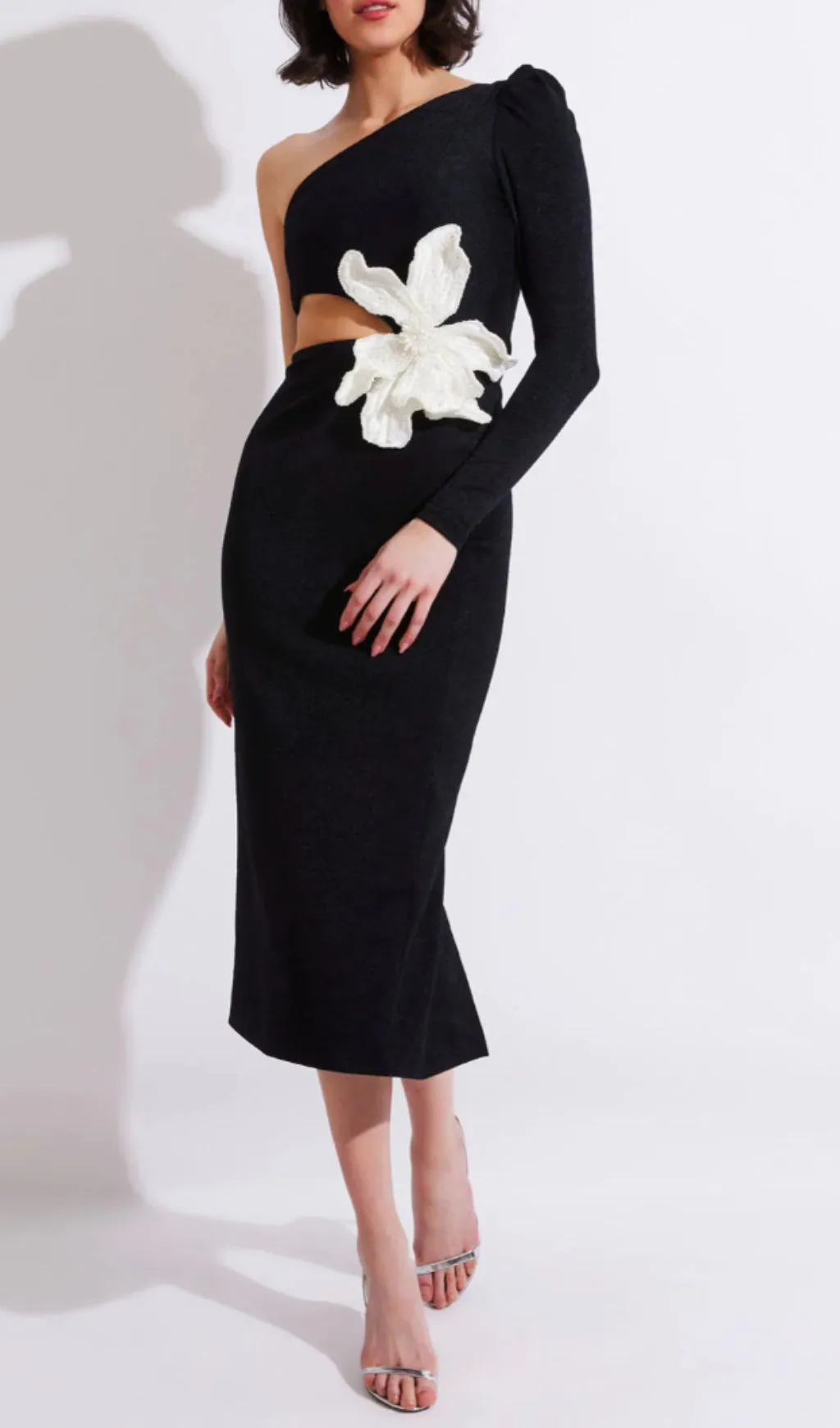 BLACK ONE SHOULDER MAXI DRESS WITH FLOWER APPLIQUE Gloria Lanvin