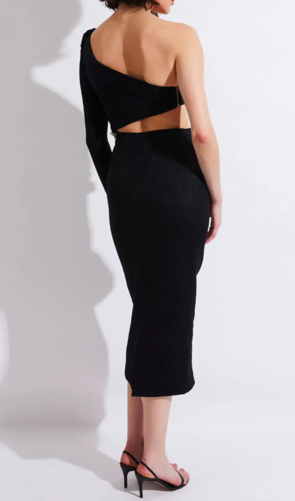 BLACK ONE SHOULDER MAXI DRESS WITH FLOWER APPLIQUE Gloria Lanvin