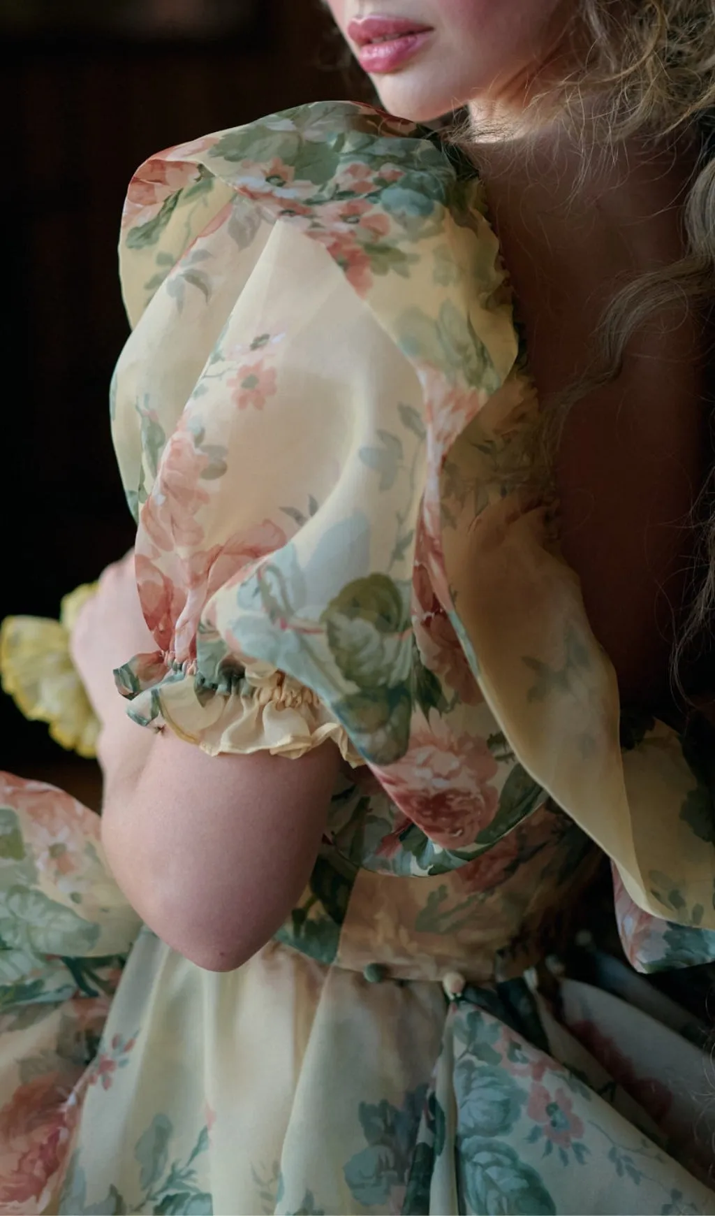 BLOOM GOWN IN BUTTER Gloria Lanvin