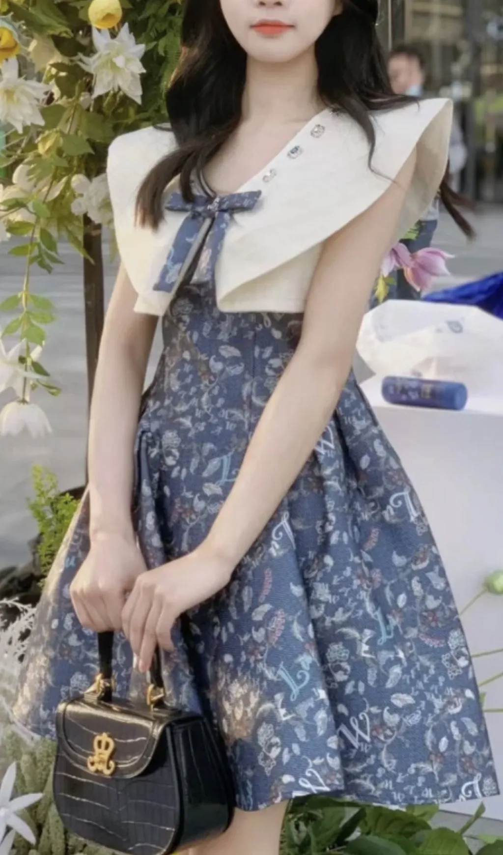 BLUE BOW SWEETHEART WAISTBAND SLEEVELESS FLORAL MINI DRESS Gloria Lanvin