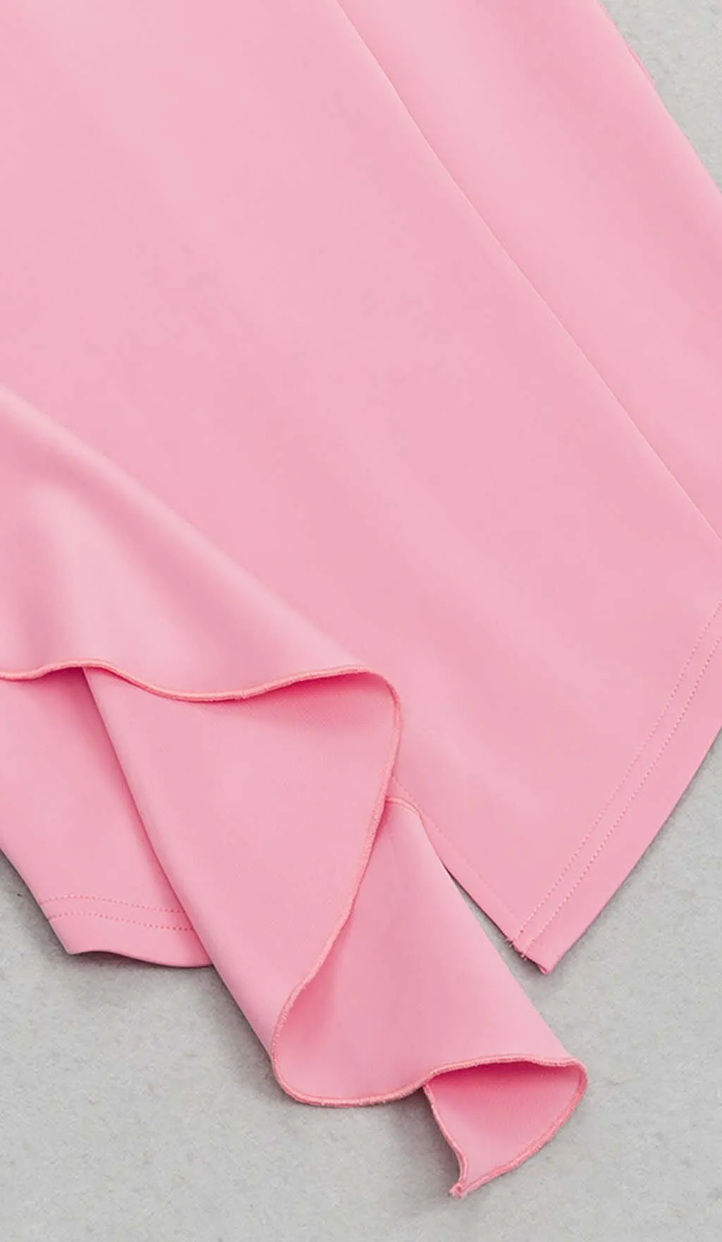 BODYCON RUFFLE MIDI DRESS IN APRICOT Gloria Lanvin