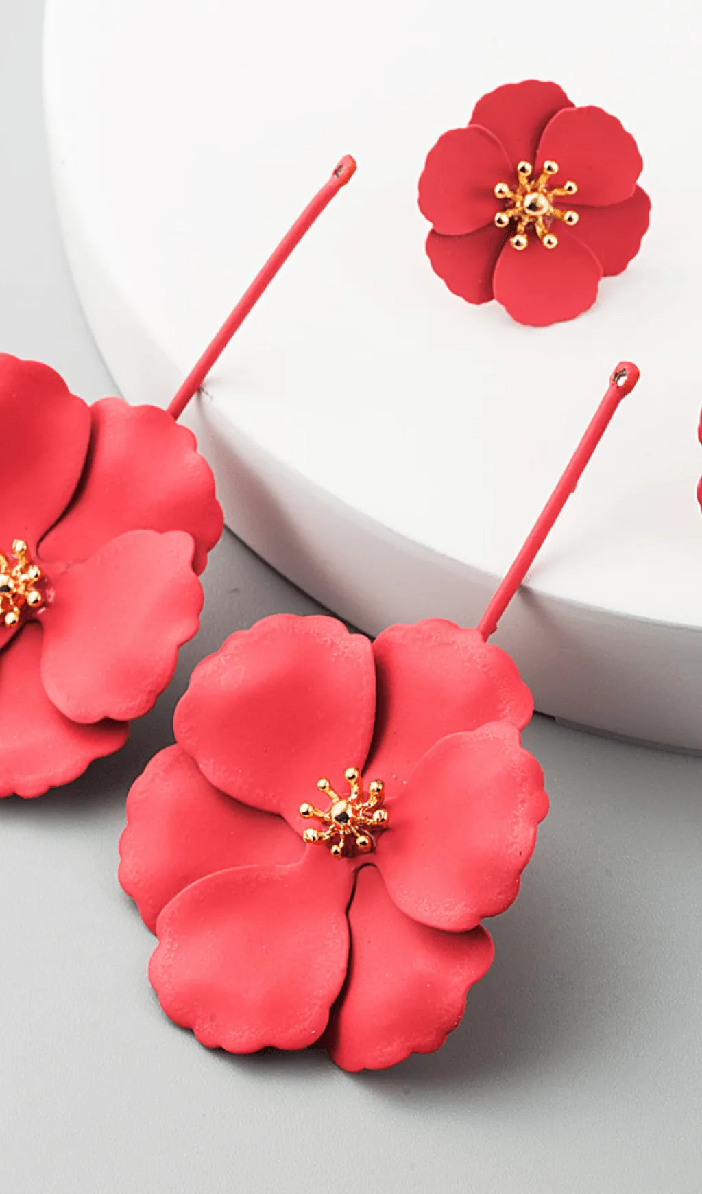 BOHEMIAN ALLOY FLOWER LONG EARRINGS Gloria Lanvin