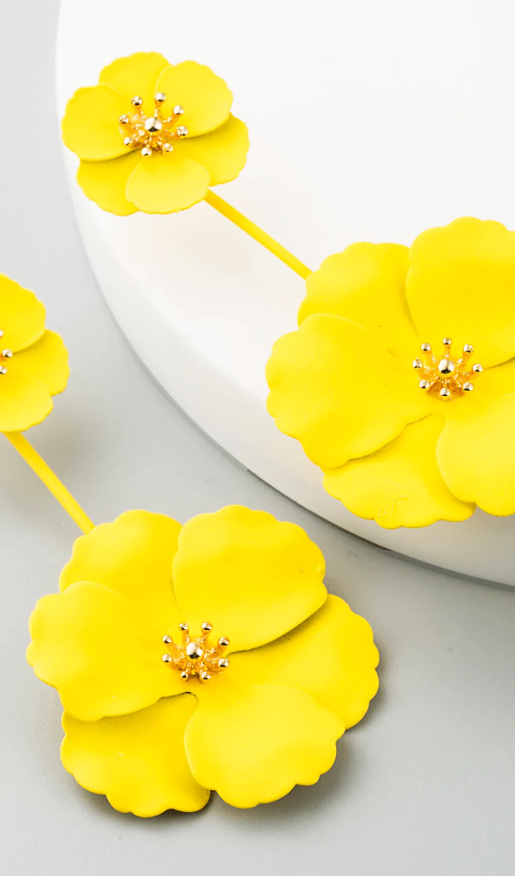 BOHEMIAN ALLOY FLOWER LONG EARRINGS Gloria Lanvin