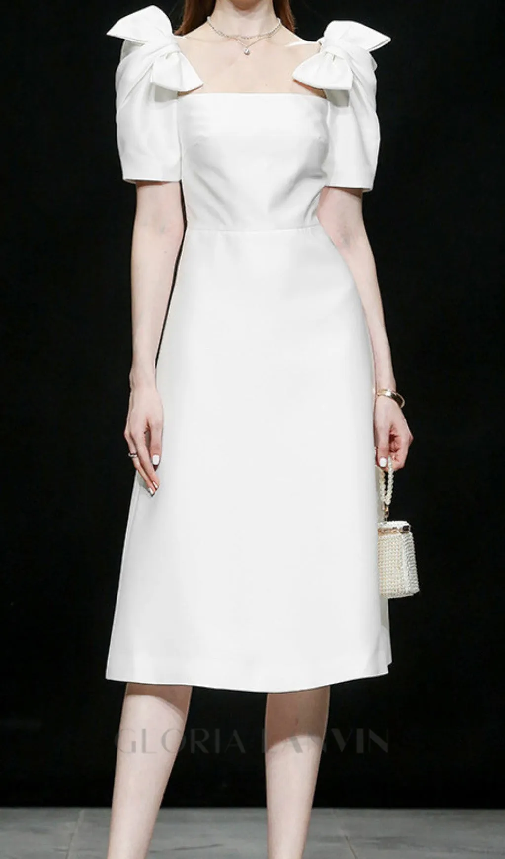 BOW-EMBELLISHED MIDI DRESS IN WHITE Gloria Lanvin