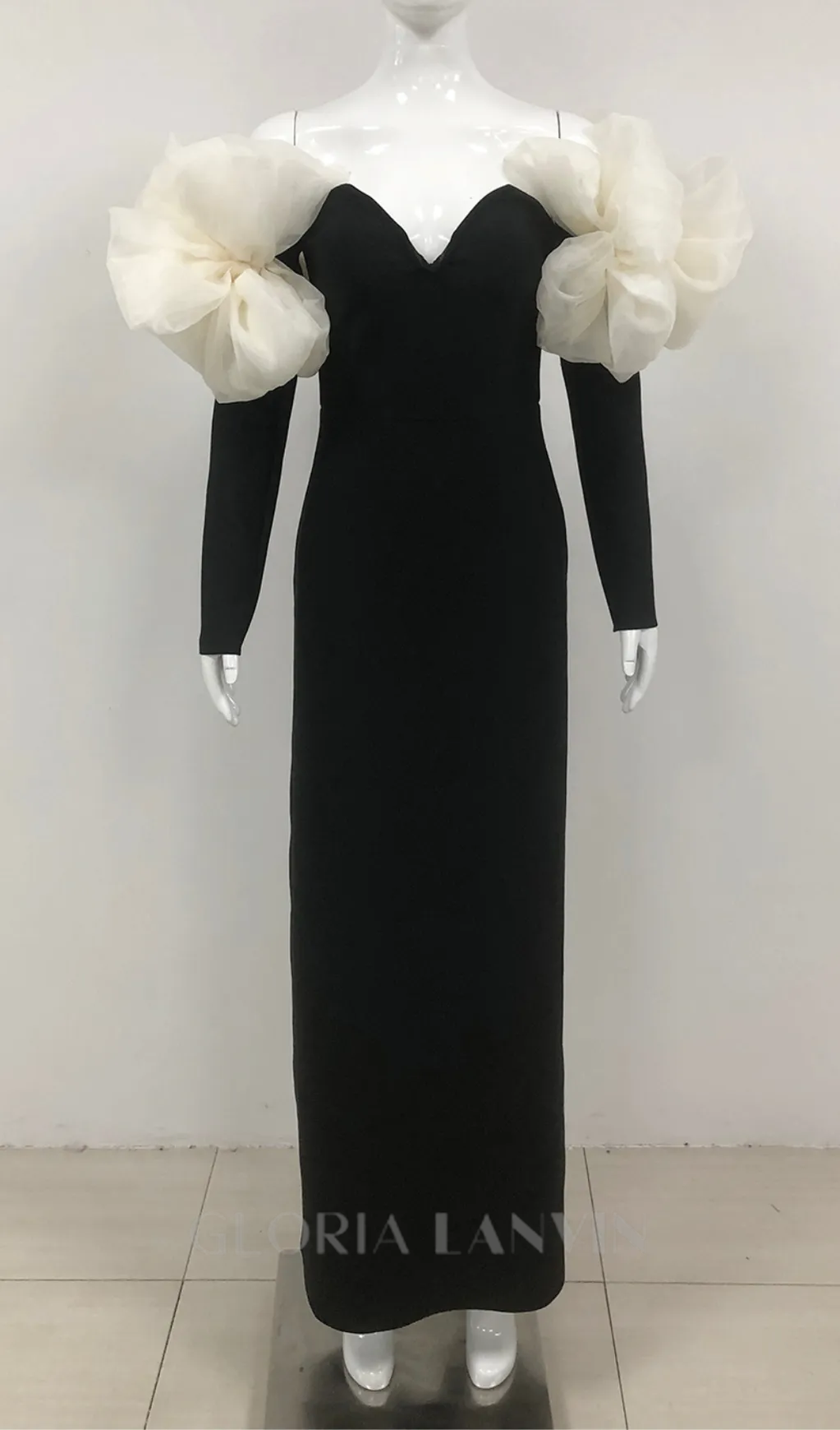 bowknot floral-shape embellished maxi dress in black Gloria Lanvin