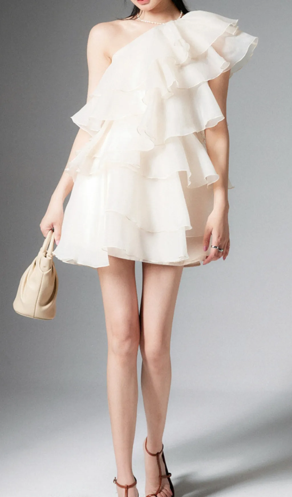 CAP-SLEEVE ONE-SHOULDER PLAIN TIERED MINI DRESS Gloria Lanvin