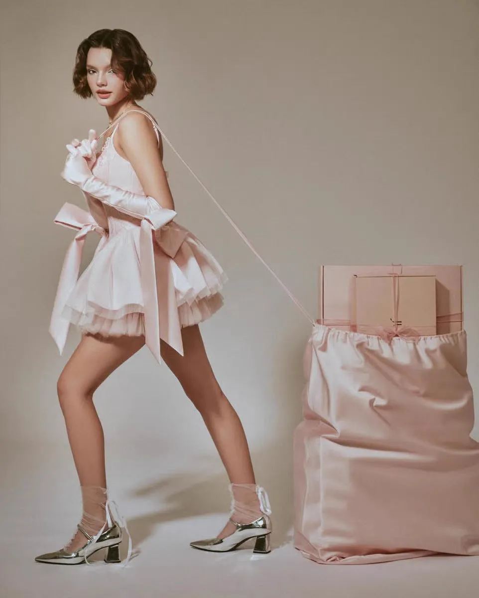 celeste lace bowknot backless mini dress in pink Gloria Lanvin