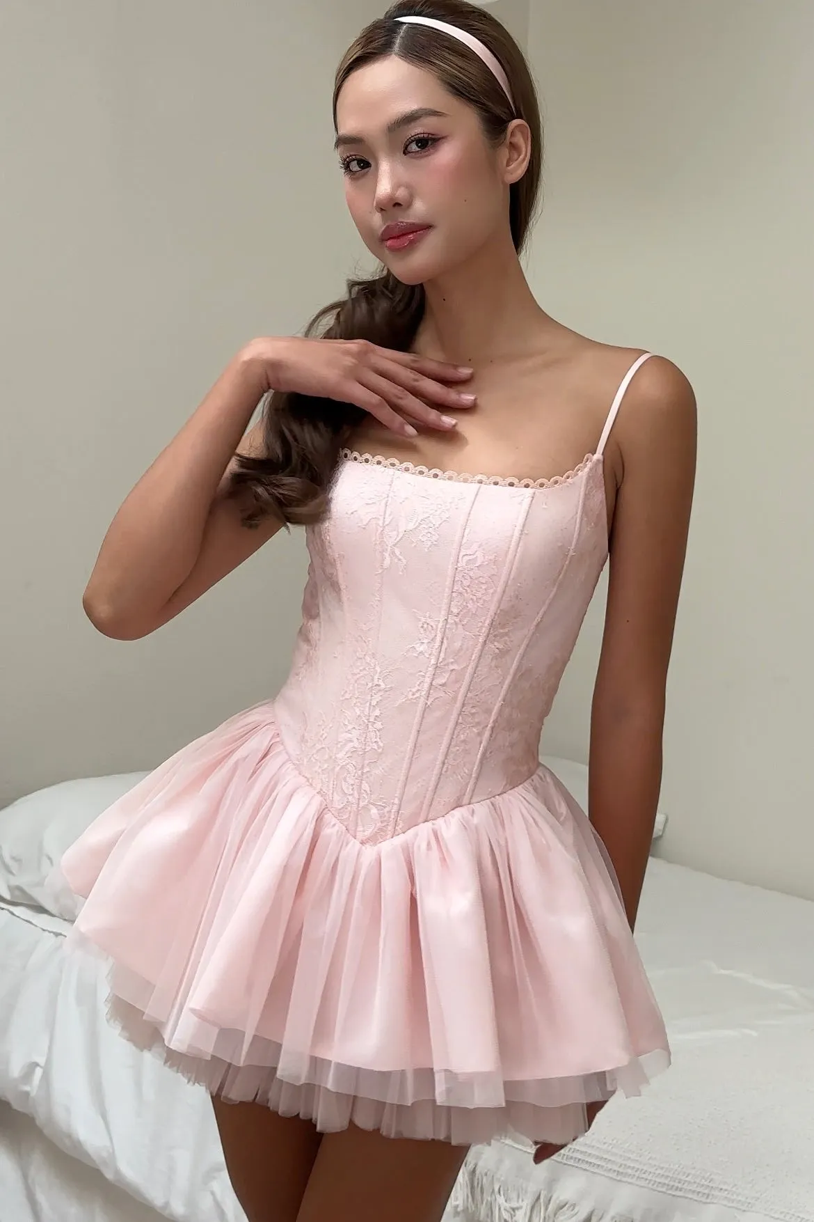celeste lace bowknot backless mini dress in pink Gloria Lanvin