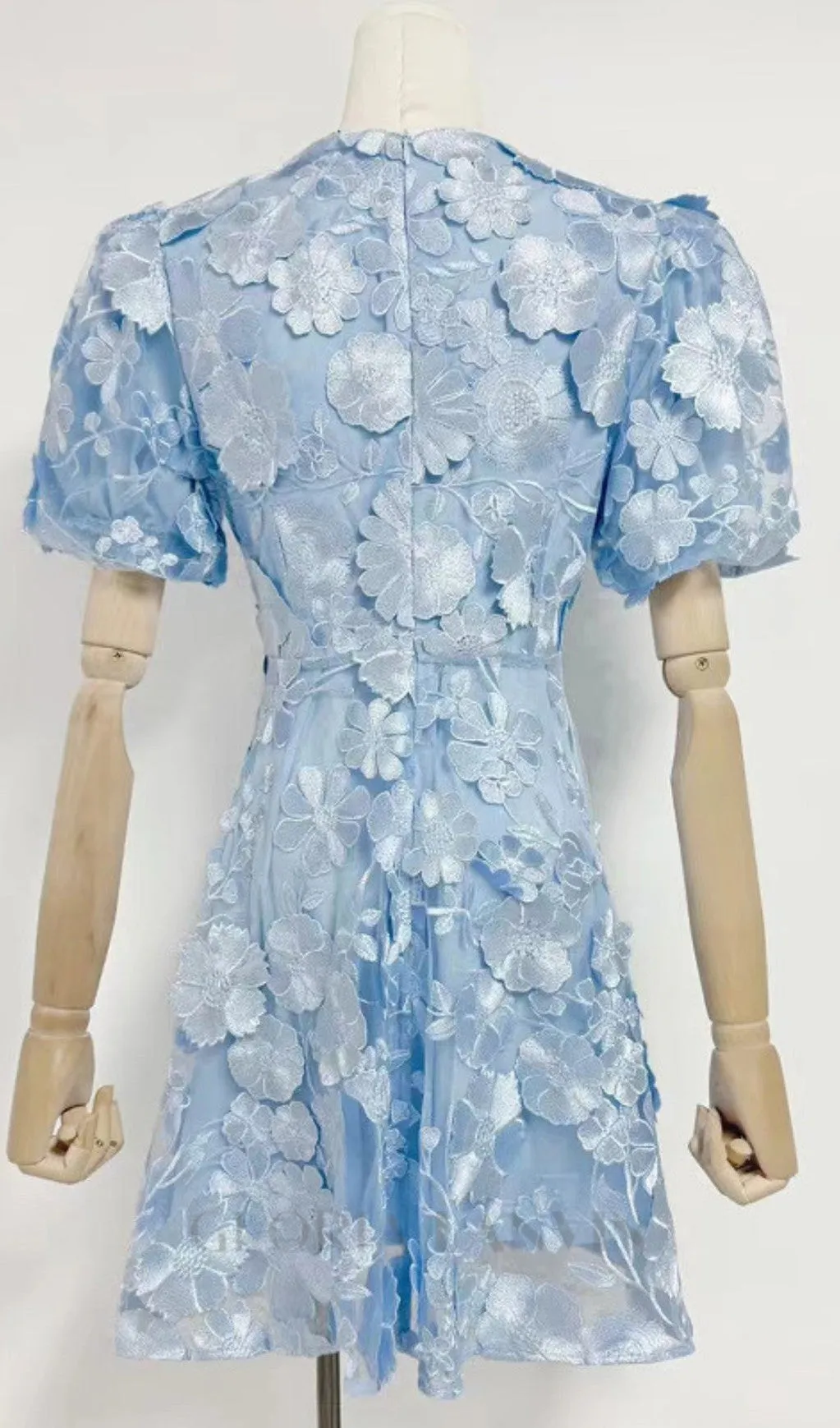 CHAYAN FLOWER EMBROIDERY MINI DRESS Gloria Lanvin