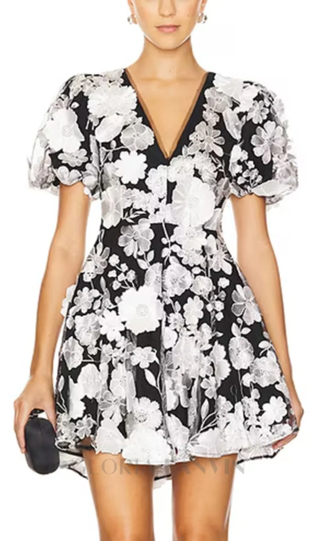 CHAYAN FLOWER EMBROIDERY MINI DRESS Gloria Lanvin