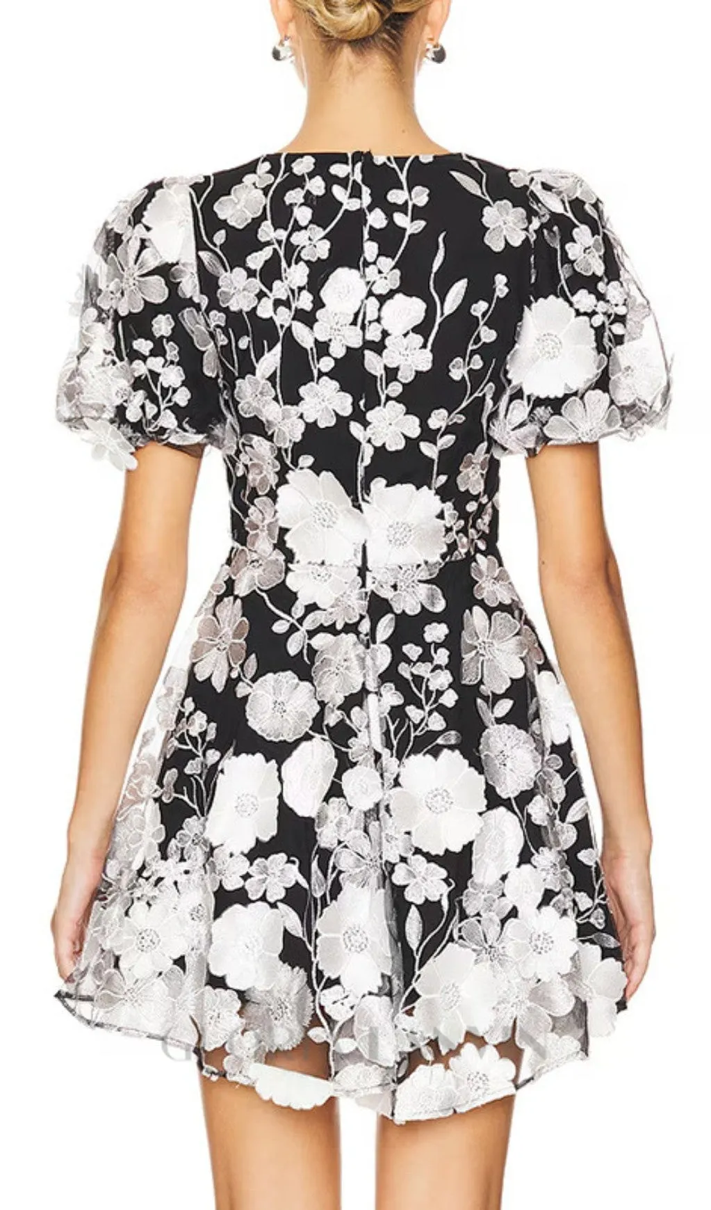 CHAYAN FLOWER EMBROIDERY MINI DRESS Gloria Lanvin