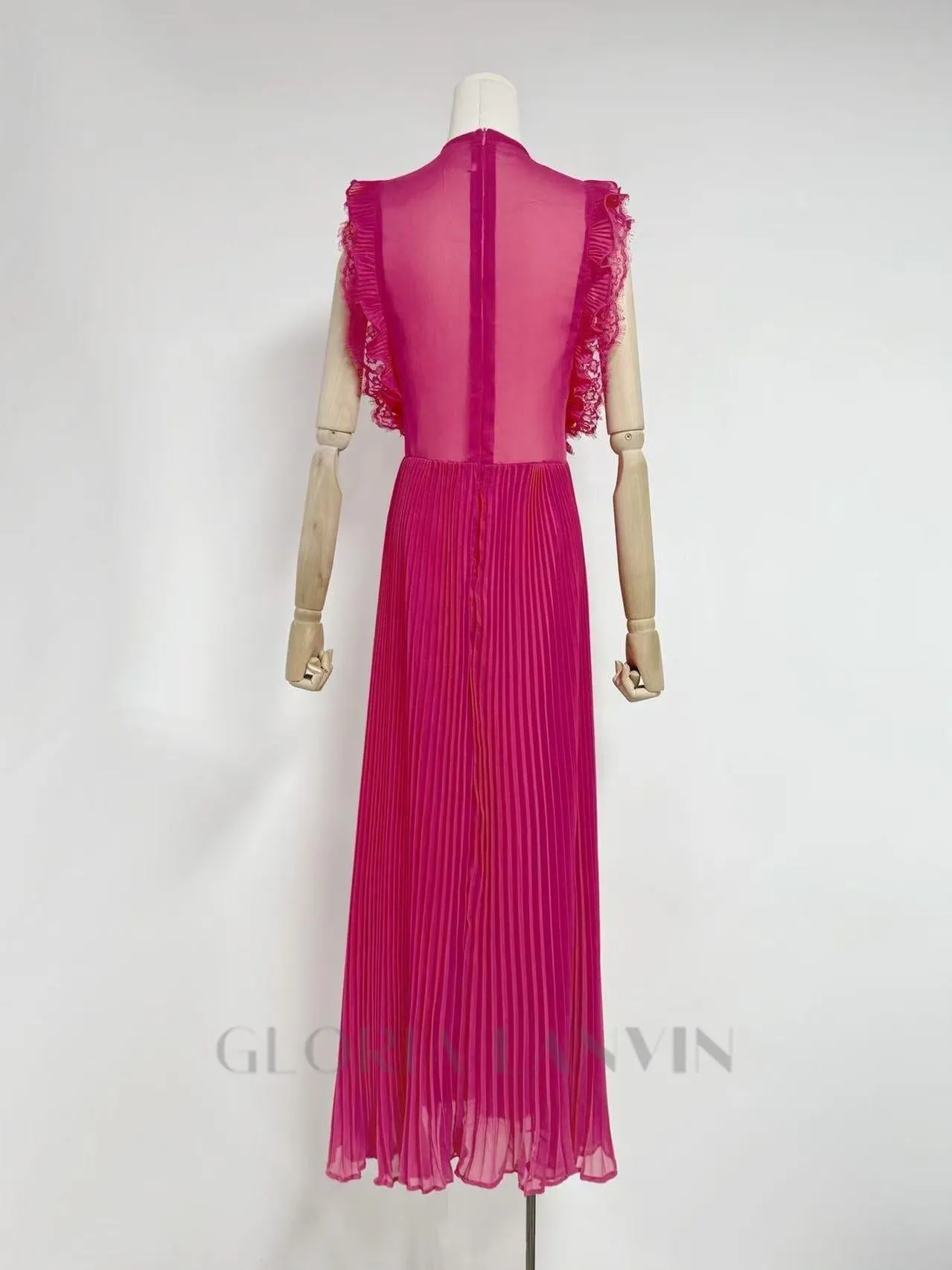 Chiffon Ruffled Maxi Dress in red Gloria Lanvin