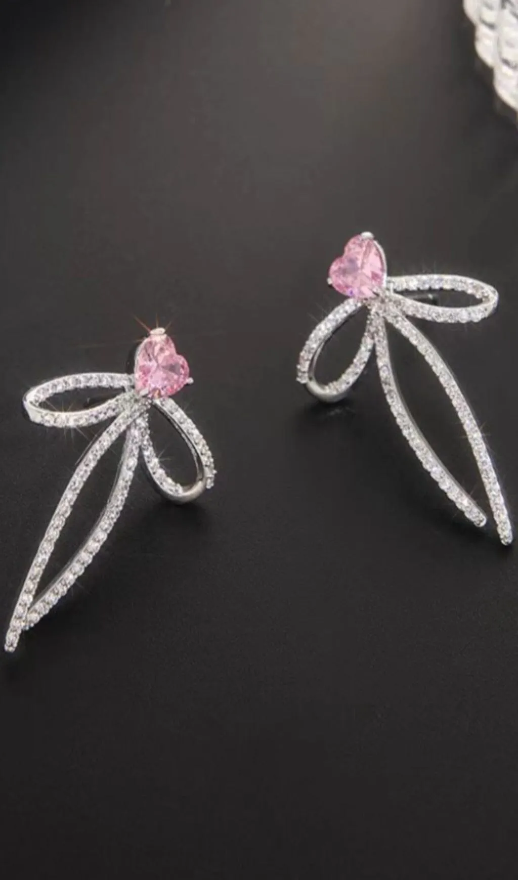 CRYSTAL BOWKNOT EARRINGS Gloria Lanvin