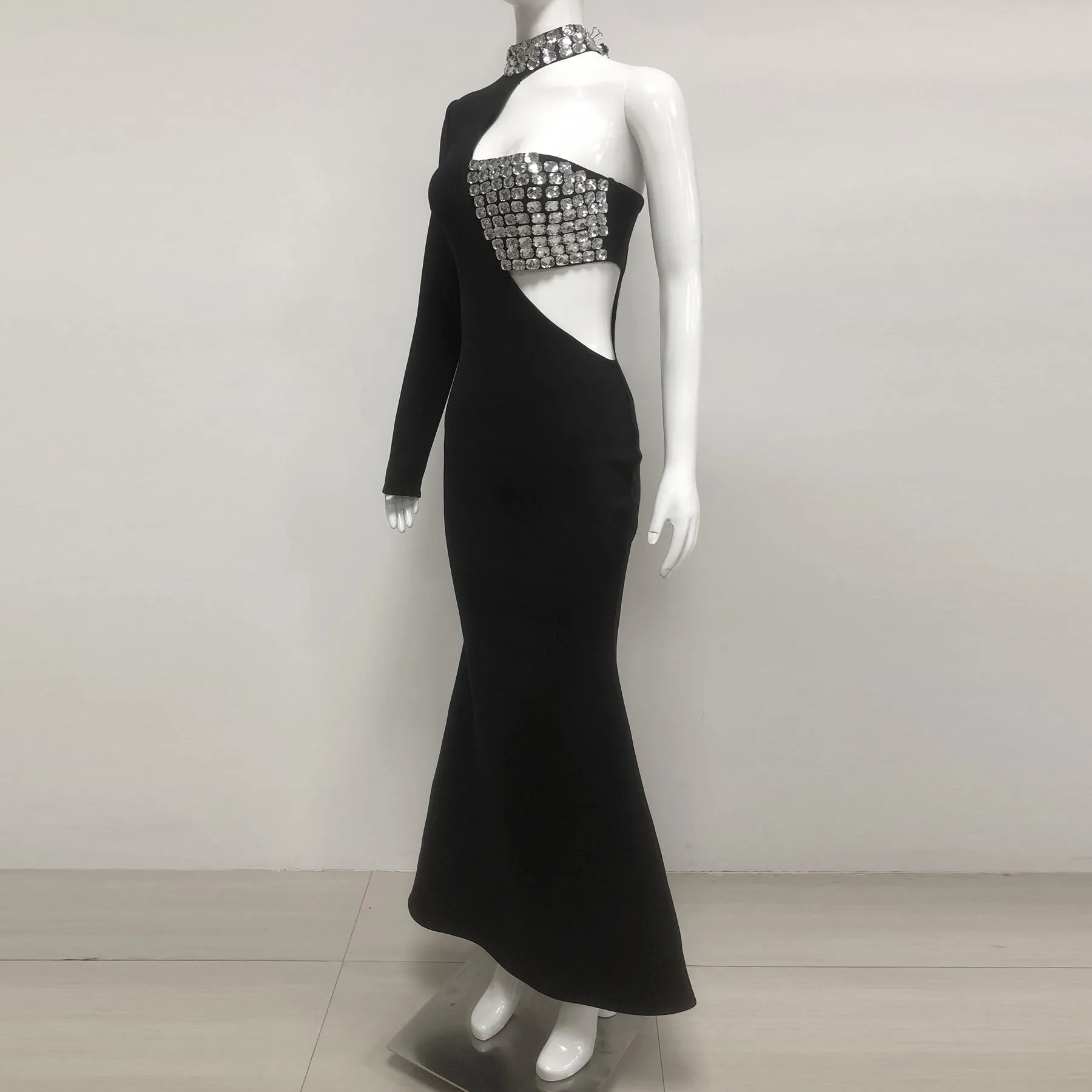 crystal embellished One-Sleeve Cut-Out Maxi Dress in black Gloria Lanvin
