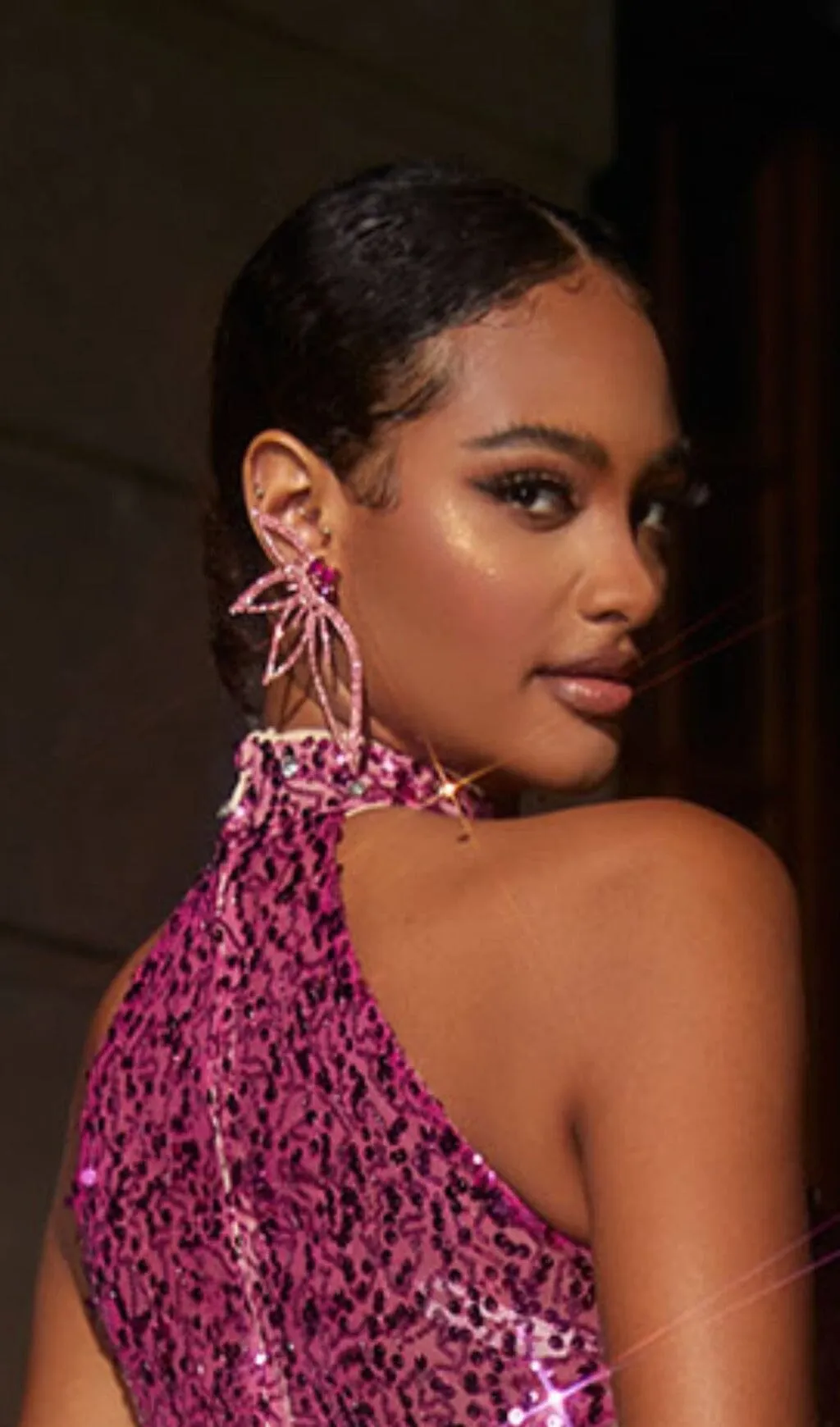 CRYSTAL FLOWER EARRINGS IN PINK Gloria Lanvin