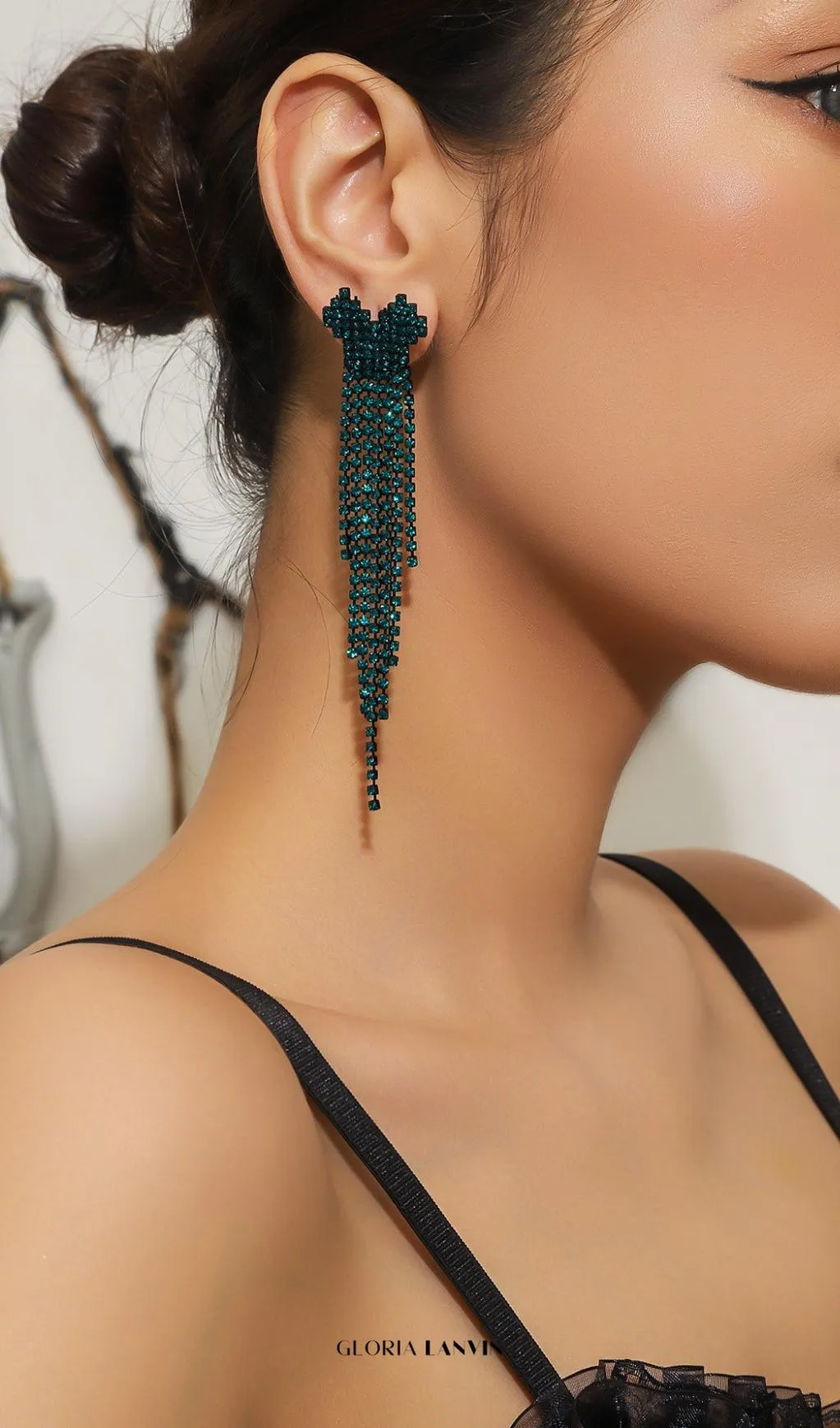 Dahlia Green Rhinestone Heart Tassel Earrings Gloria Lanvin