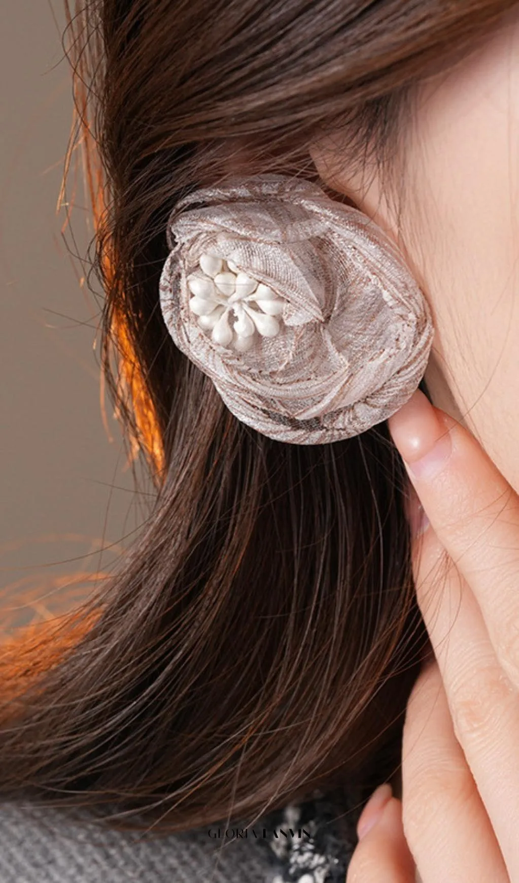 Danny Flower Earrings Gloria Lanvin