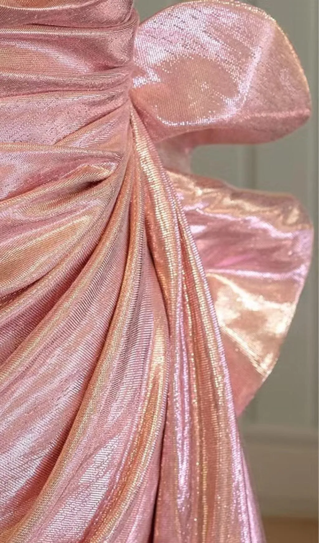 DAZZLING IRREGULAR SEXY PLEATED MINI DRESS IN PINK Gloria Lanvin