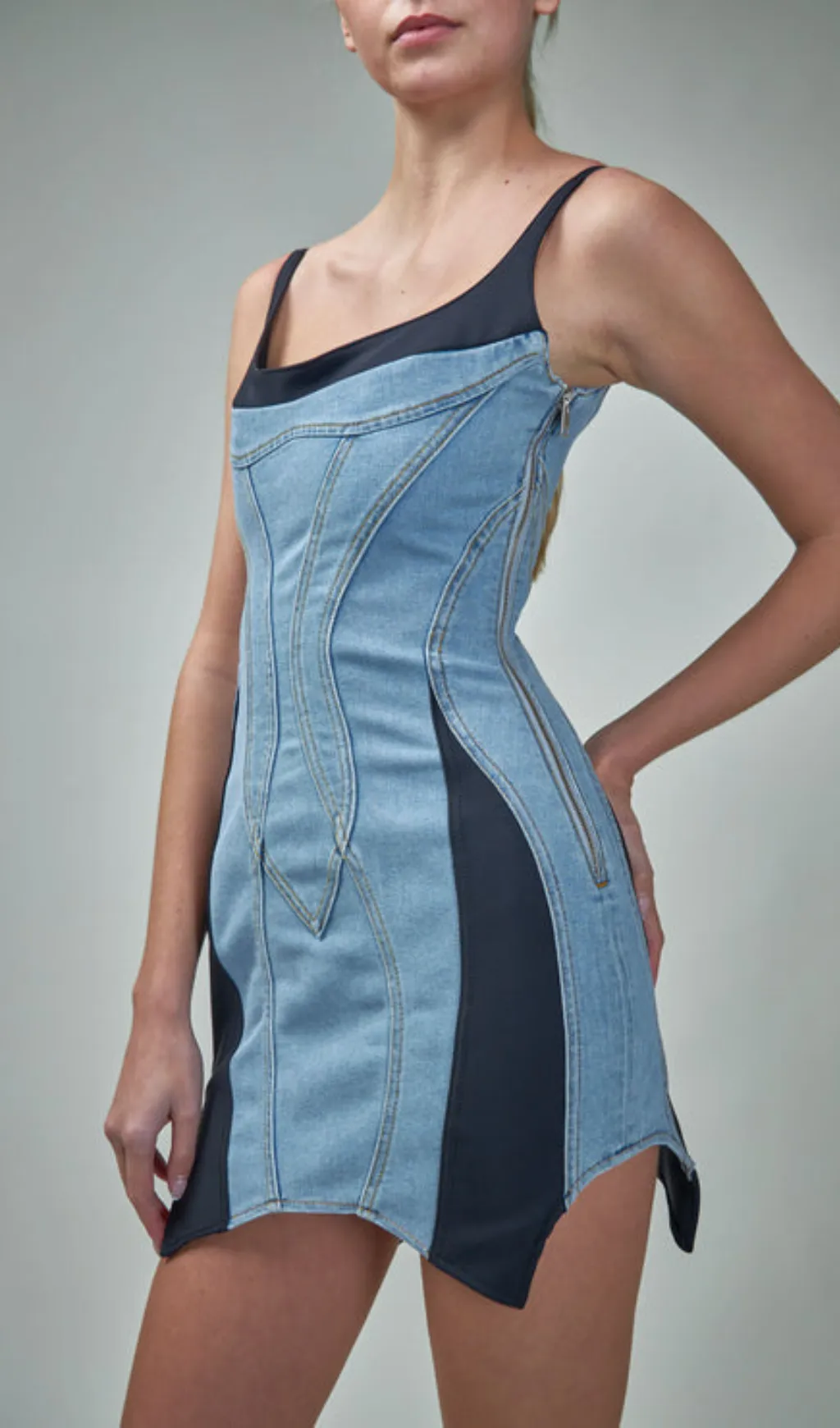 DENIM JERSEY BODYCON MINI DRESS IN BLUE Gloria Lanvin