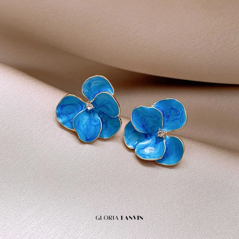 Derick Blue Flower Earrings Gloria Lanvin