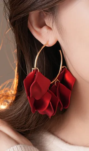 Dina Red Petal Earrings Gloria Lanvin