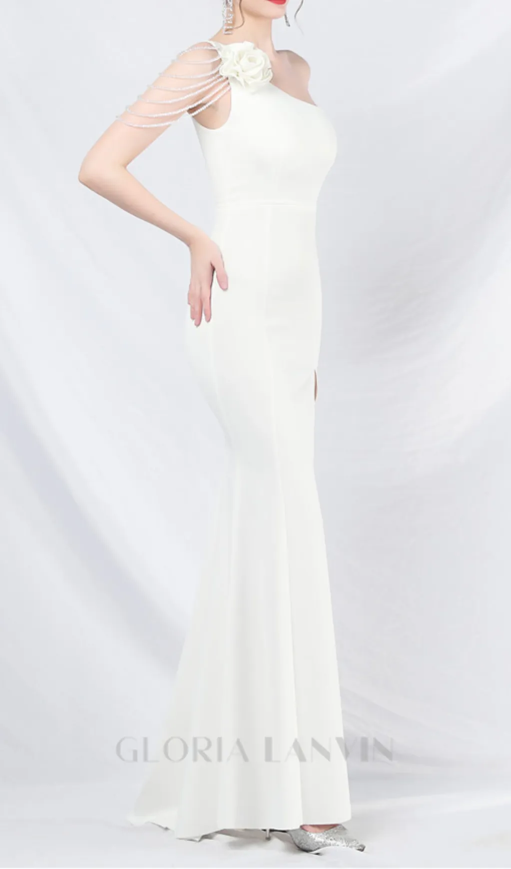 DOLORES ONE-SHOULDER FLORAL MAXI DRESS IN WHITE Gloria Lanvin