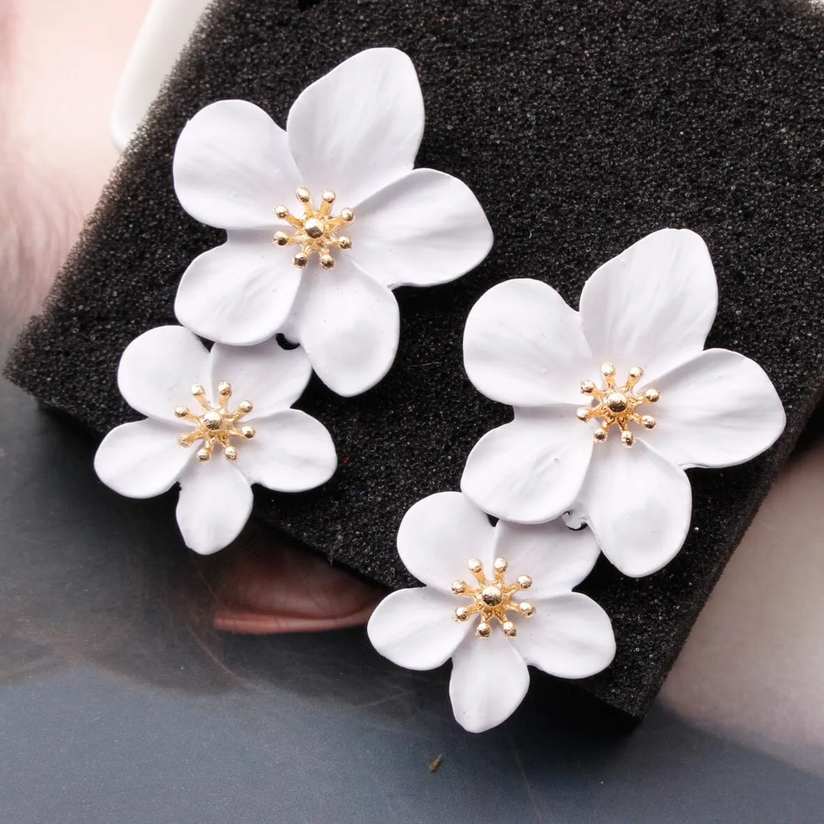 DOUBLE FLOWER EARRINGS Gloria Lanvin