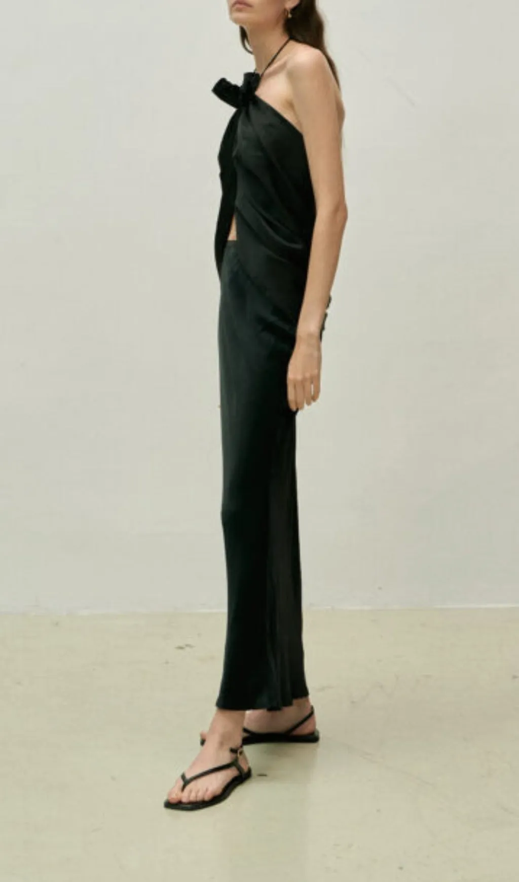DRAPED HALTERNECK TOP IN BLACK Gloria Lanvin