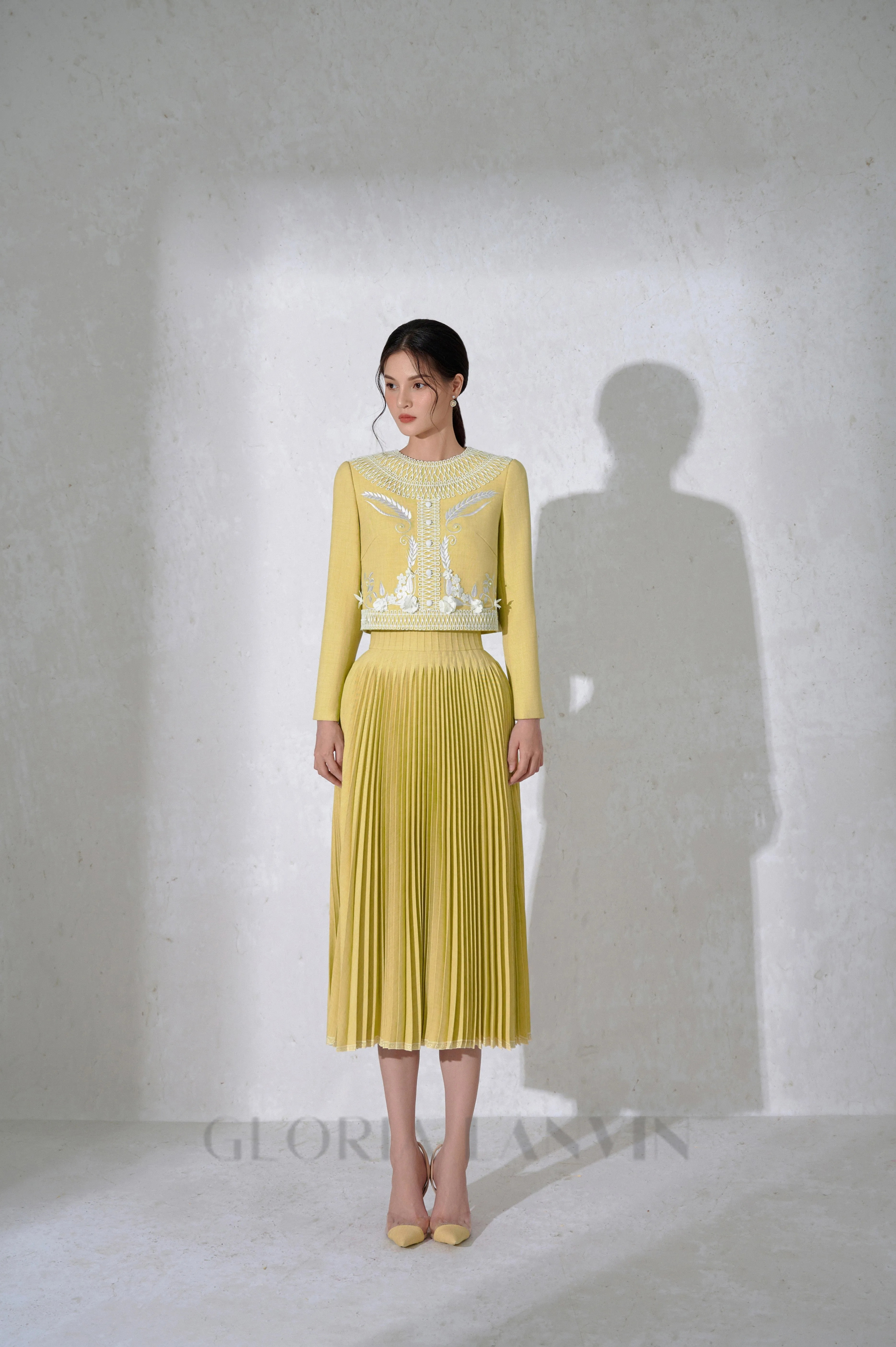draped top pleat skirt set in yellow Gloria Lanvin