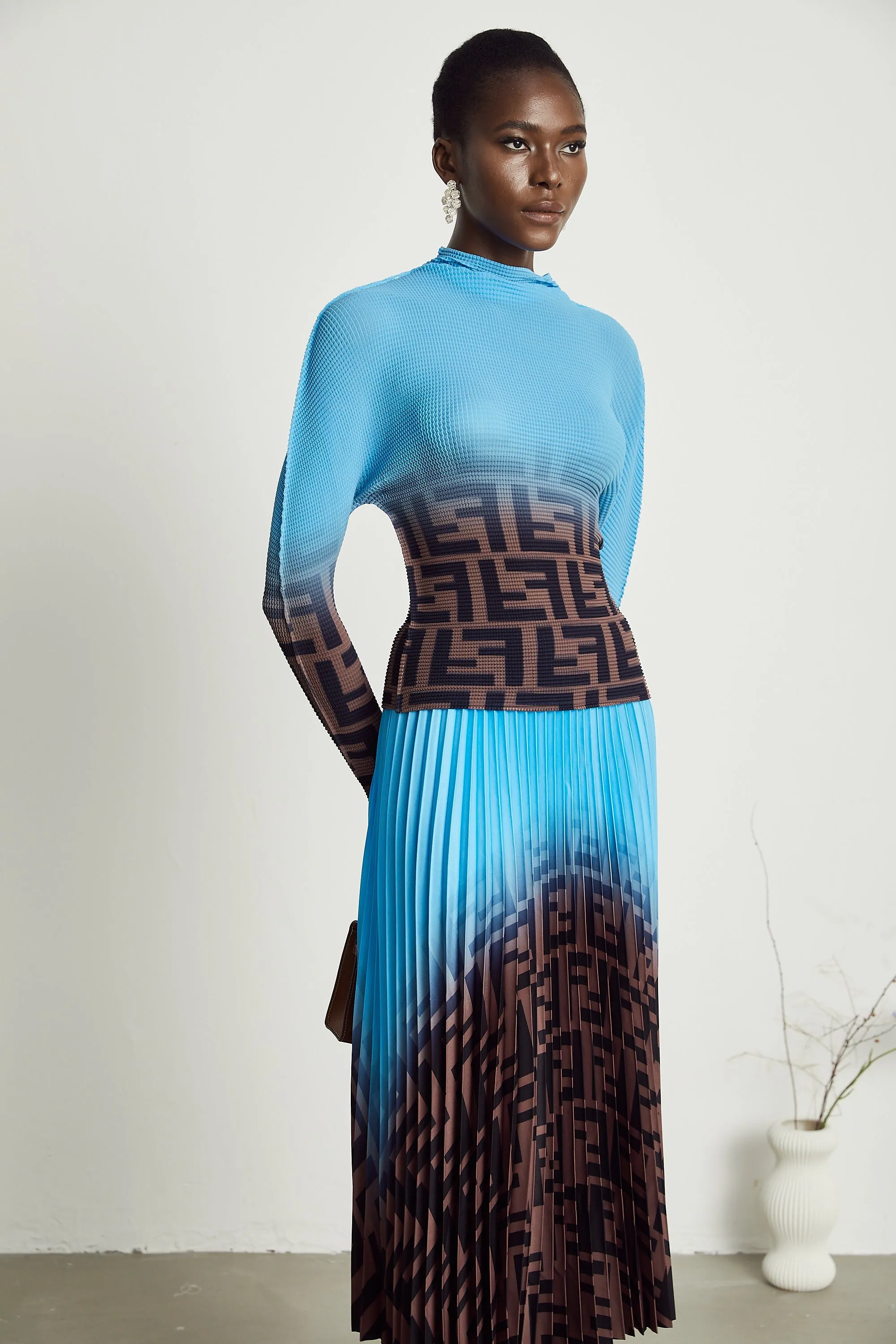 Dsire color-block pleated top & skirt matching set Gloria Lanvin