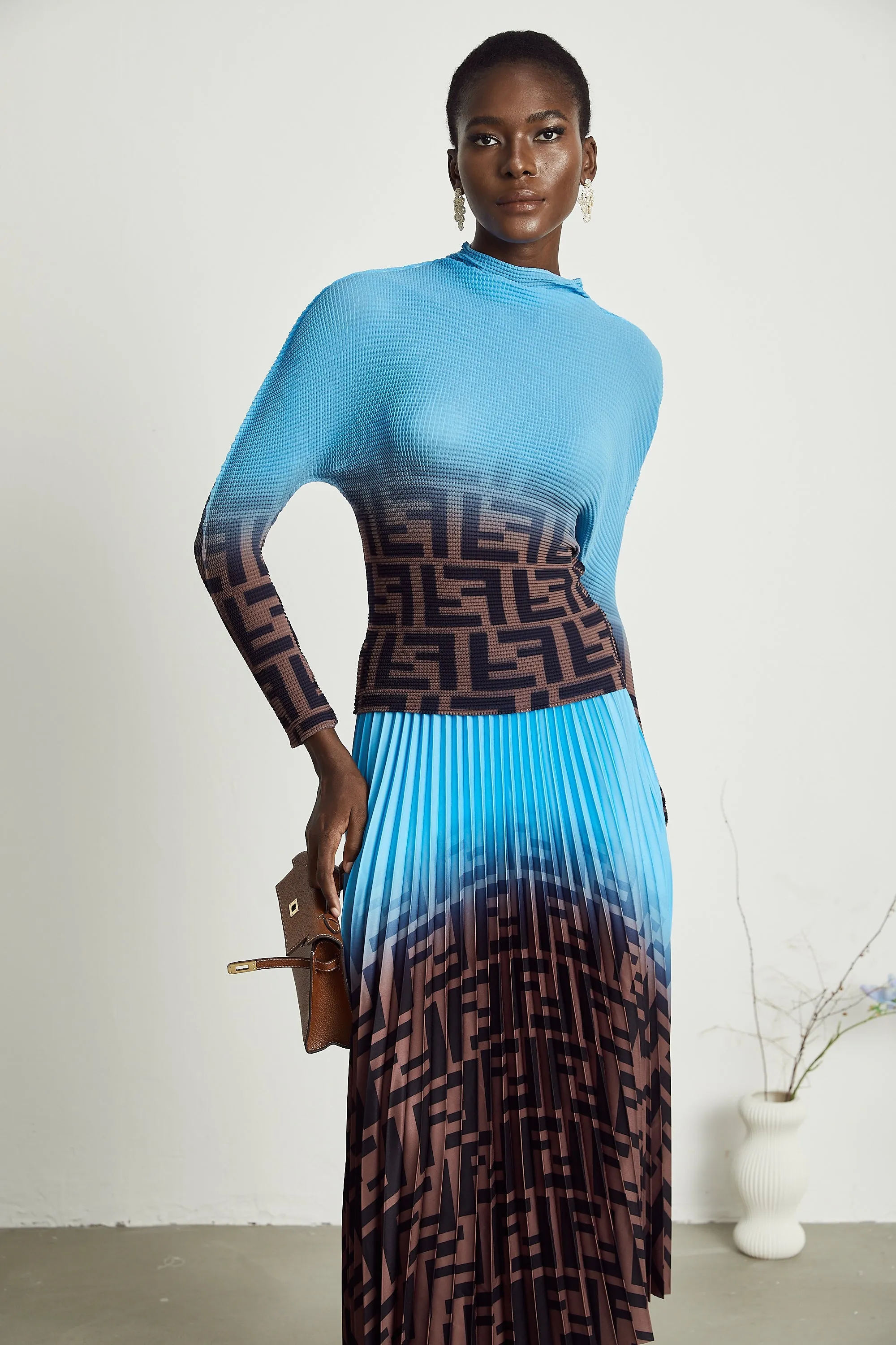 Dsire color-block pleated top & skirt matching set Gloria Lanvin