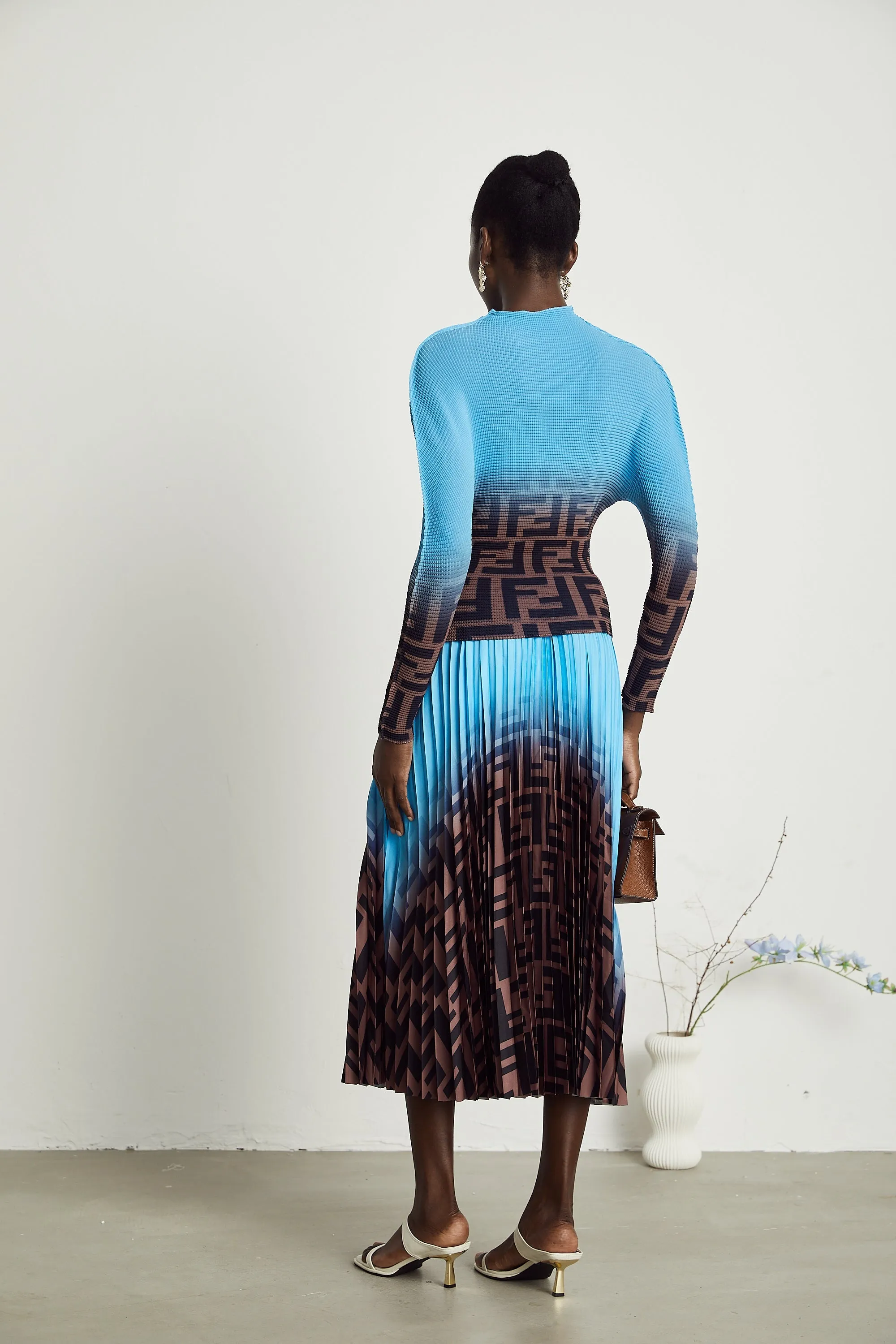 Dsire color-block pleated top & skirt matching set Gloria Lanvin