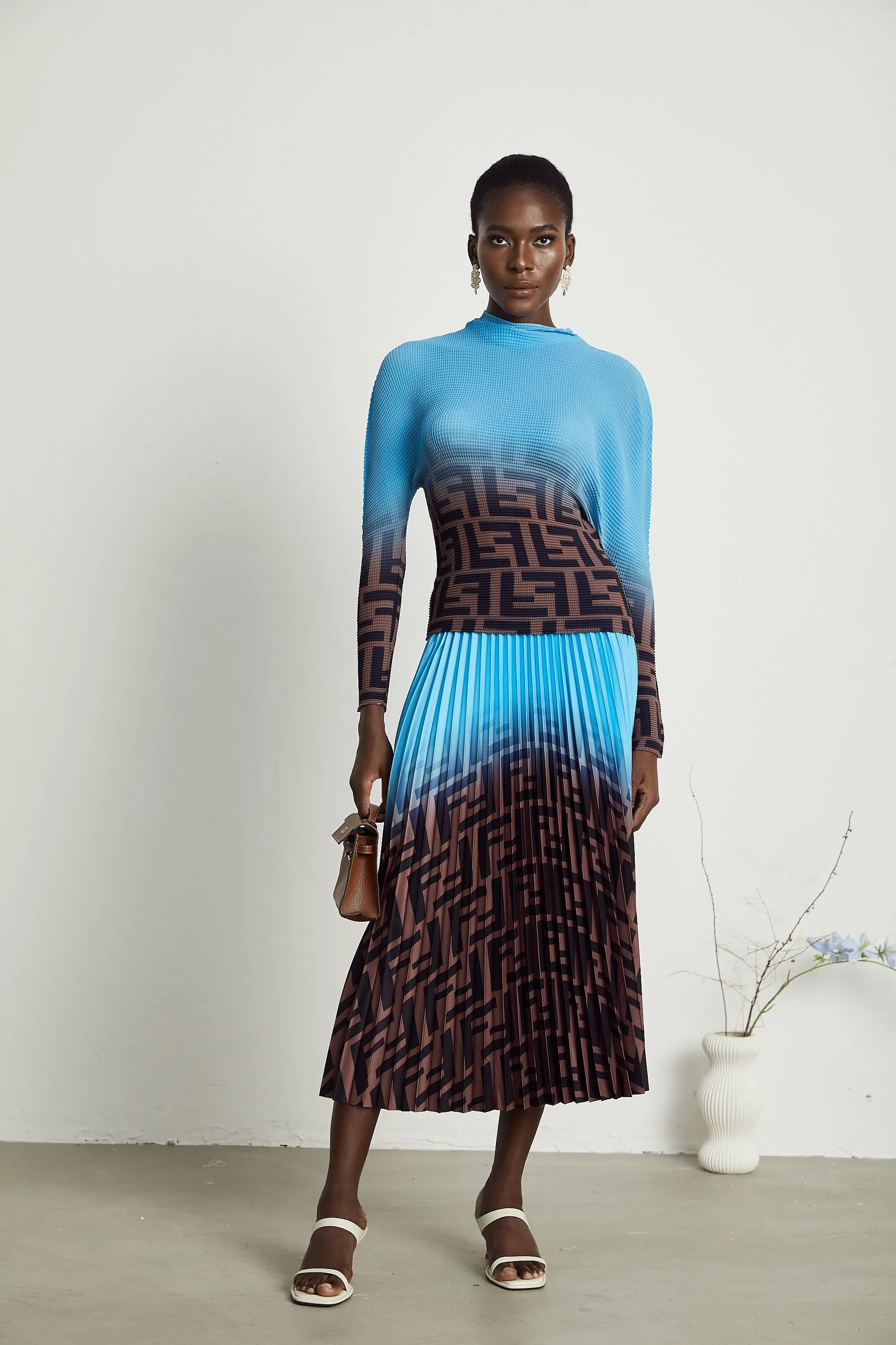 Dsire color-block pleated top & skirt matching set Gloria Lanvin