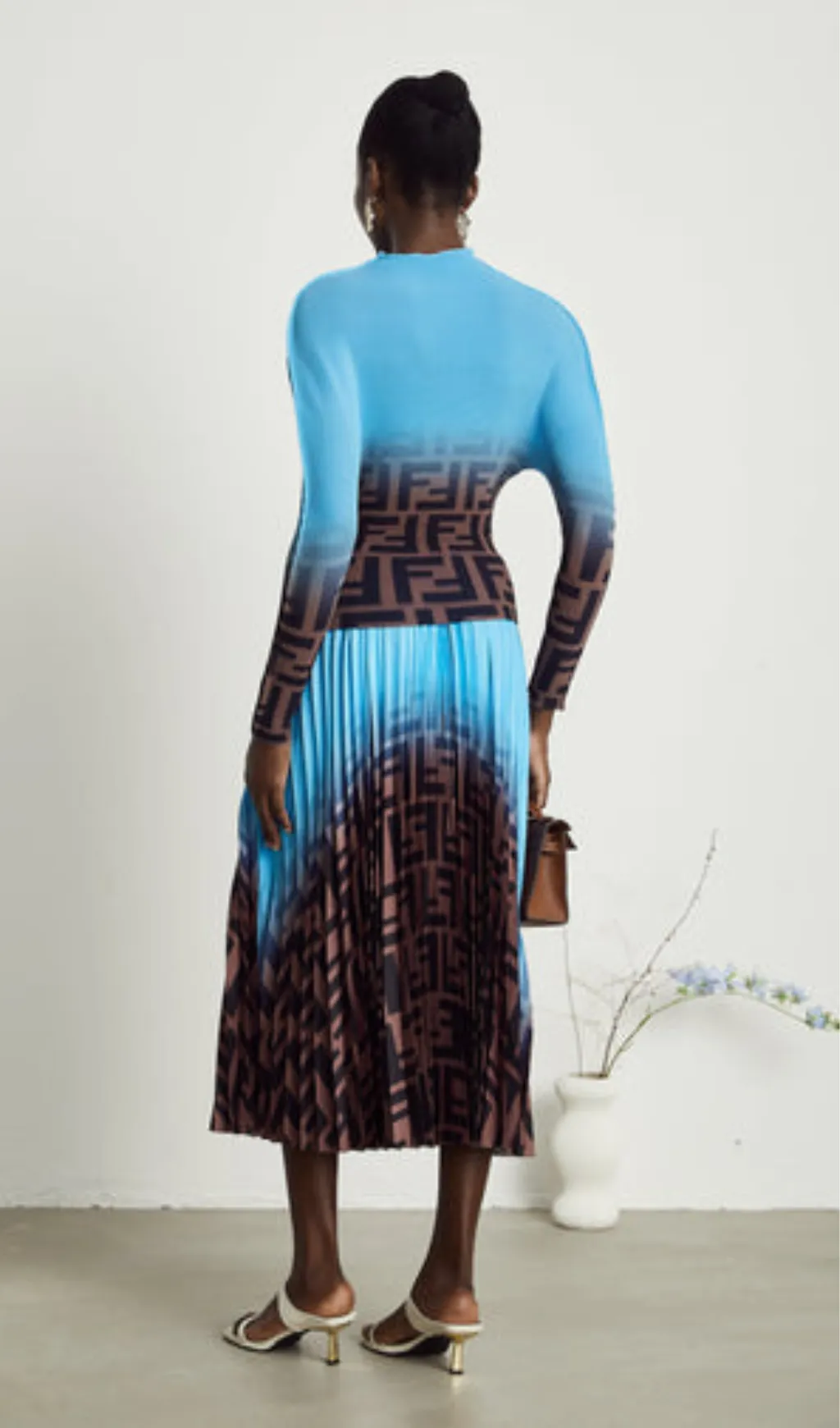 Dsire color-block pleated top & skirt matching set Gloria Lanvin
