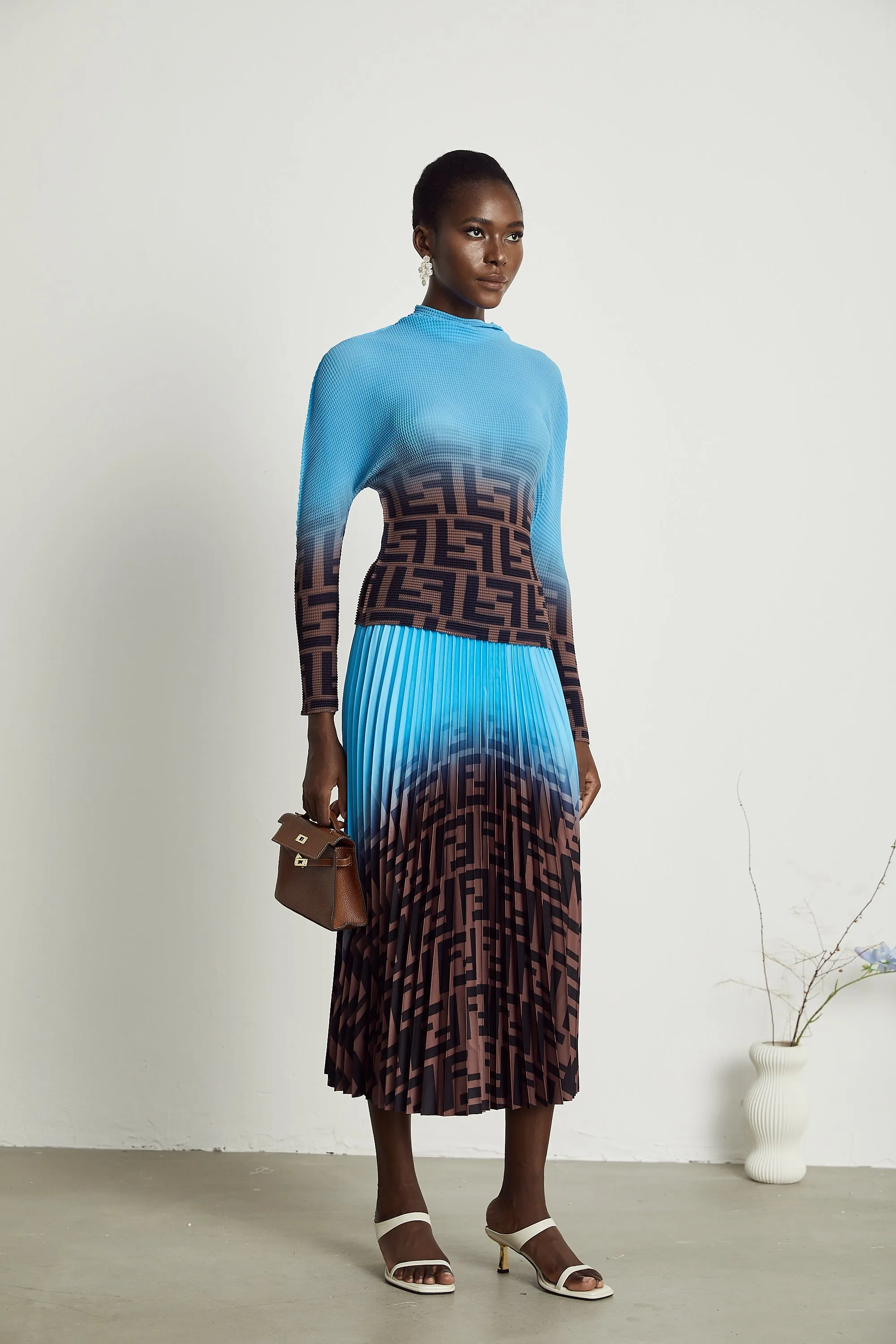 Dsire color-block pleated top & skirt matching set Gloria Lanvin