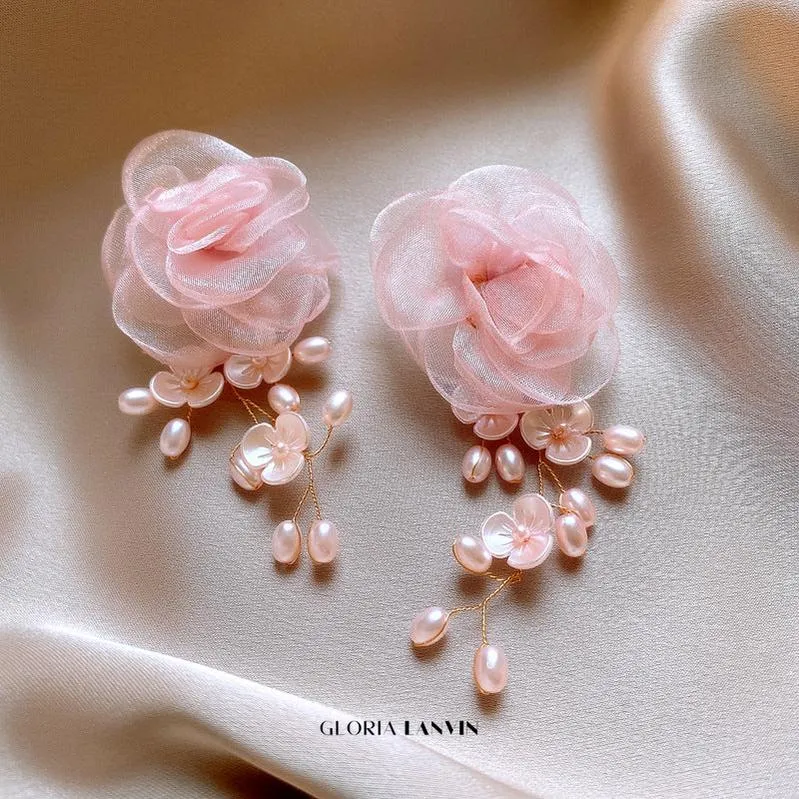Dyani Pink Flower Earrings Gloria Lanvin