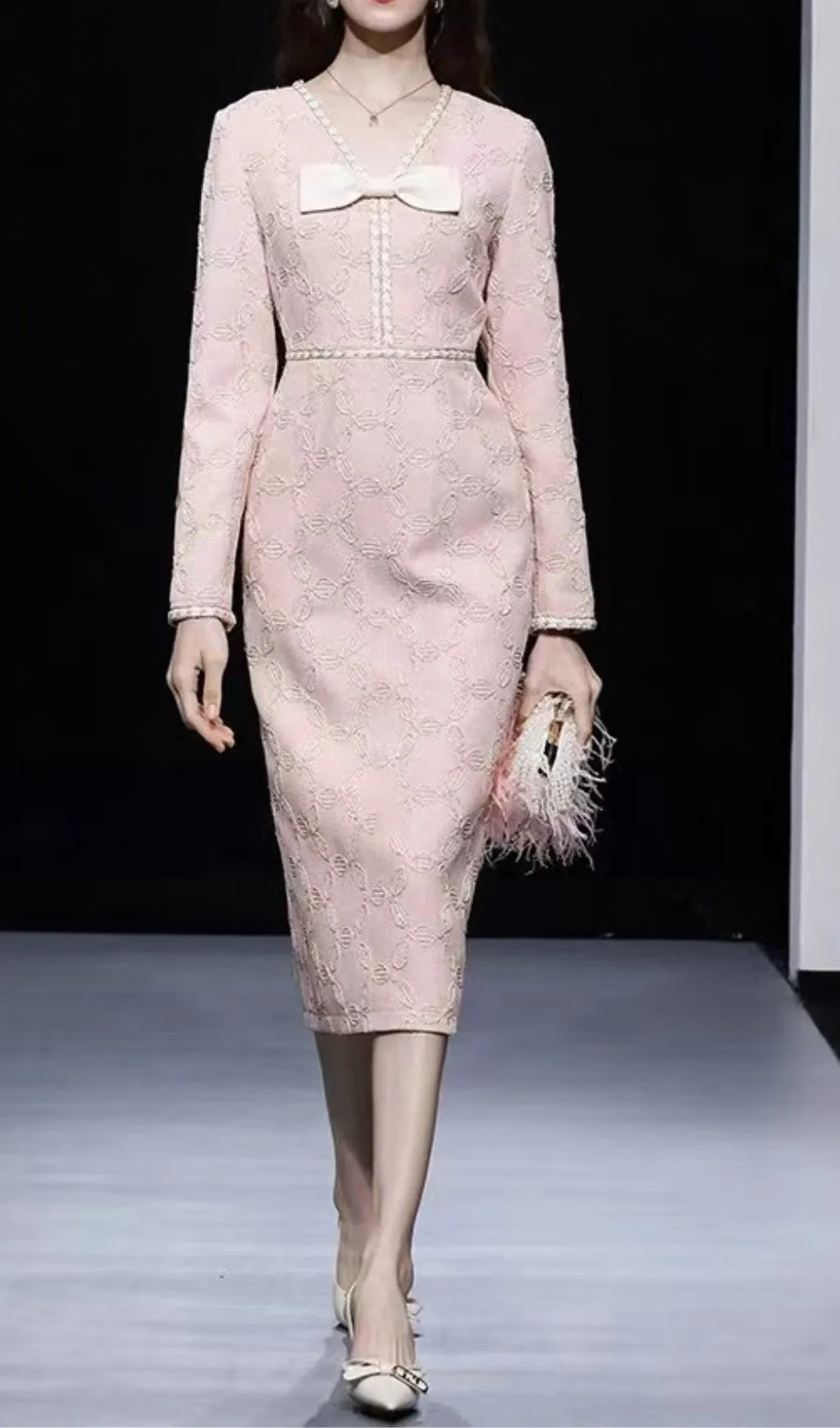 EMBROIDERED V-NECK BOW MIDI DRESS Gloria Lanvin